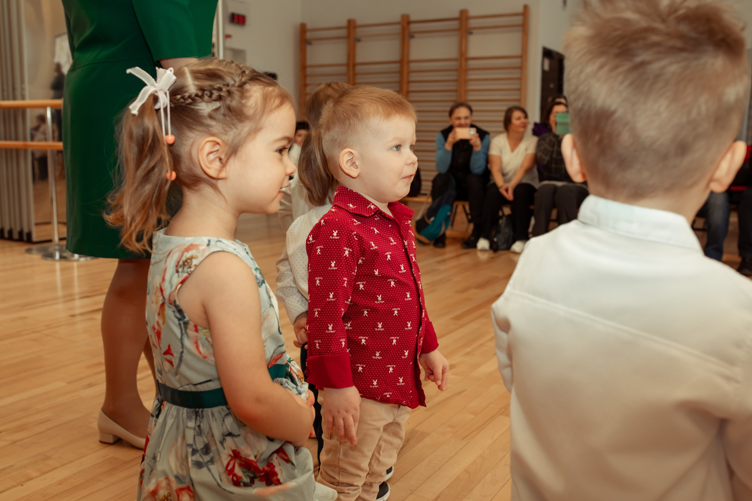 Праздник весны в детском саду. Семейный и детский фотограф в Москве Дорогова Екатерина