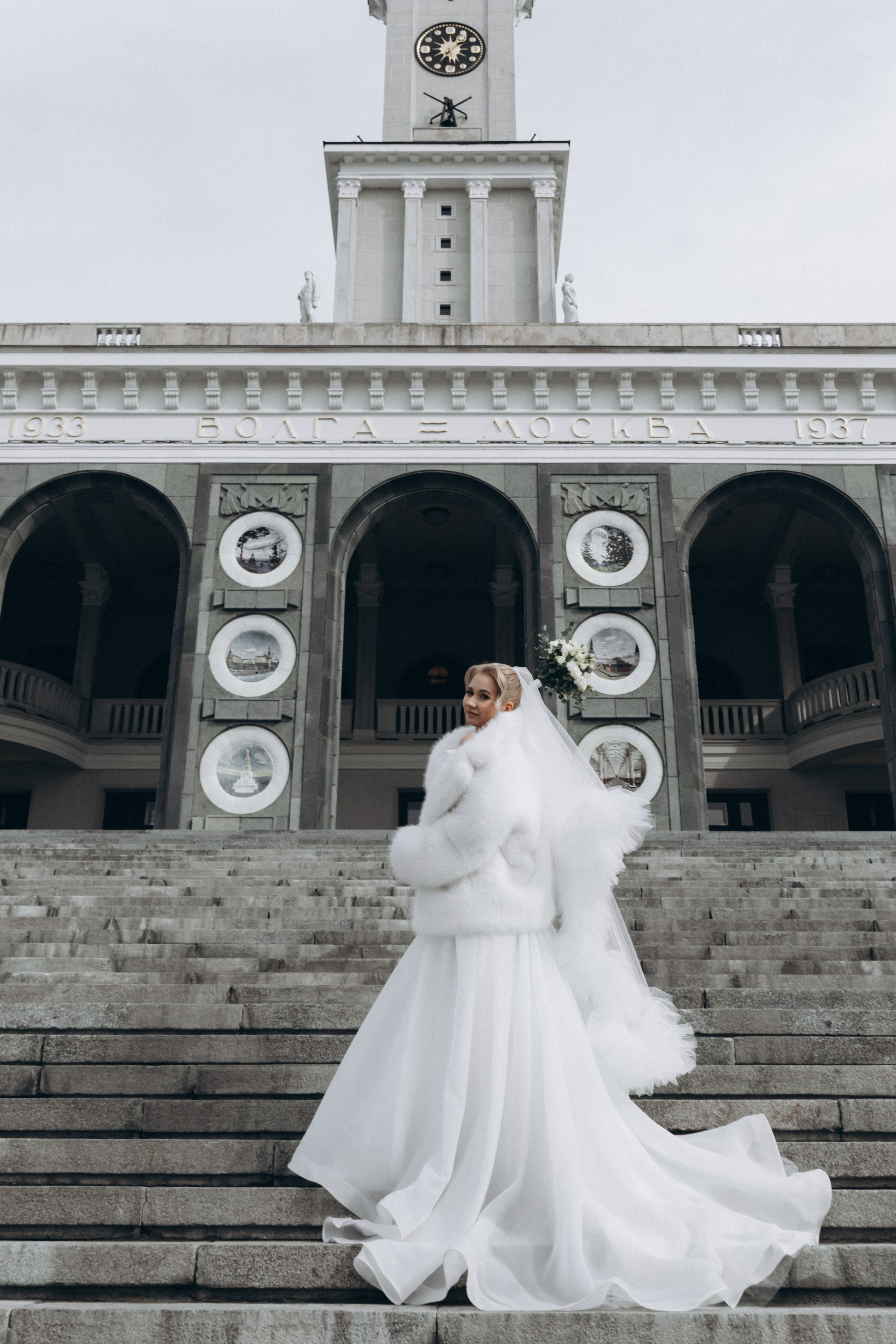 Роспись и прогулка Ильи и Дарьи. Ваш фотограф в Одинцовском районе и Москве