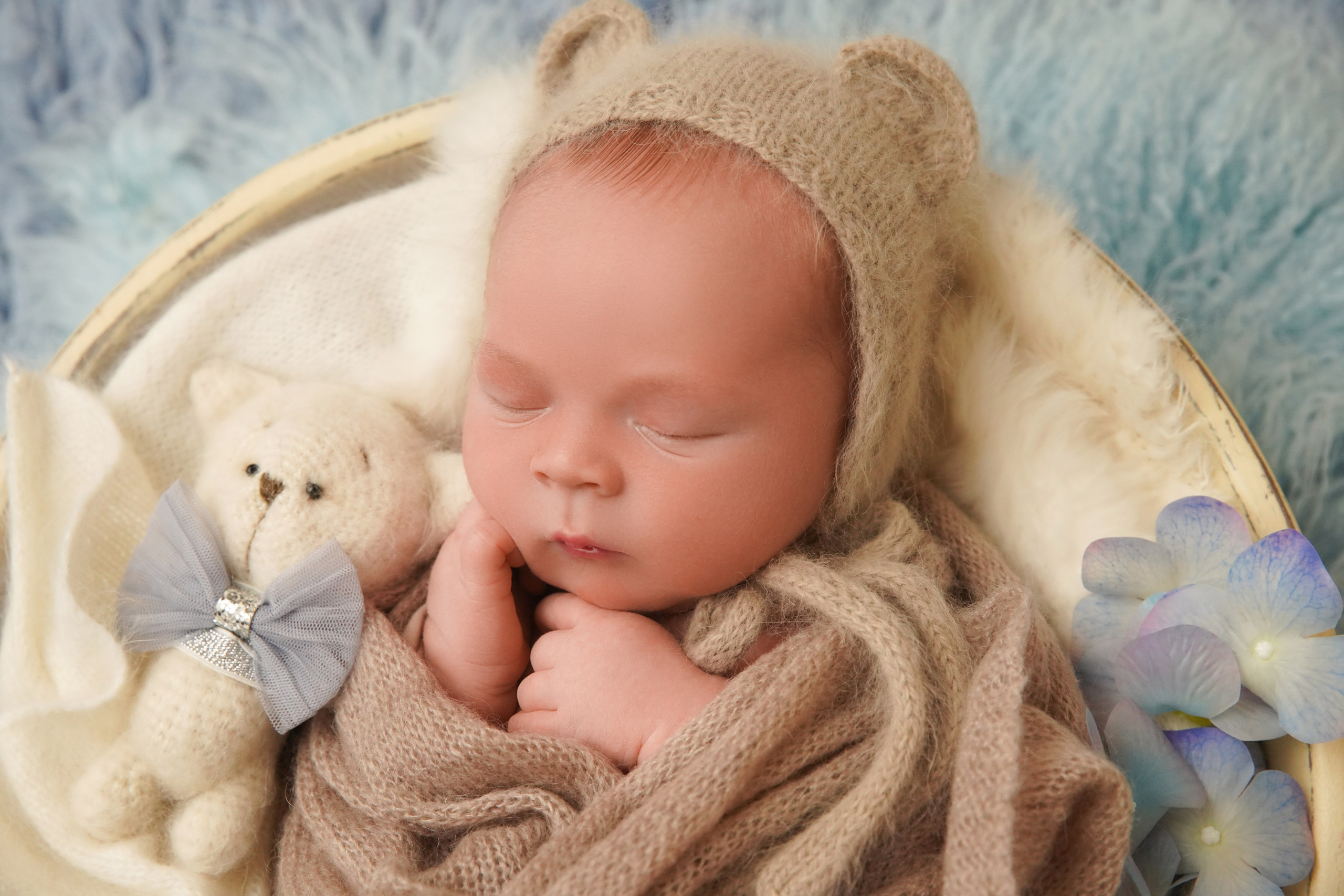 Мальчики. Фотограф новорожденных. Семейный и детский фотограф в городе Сургуте