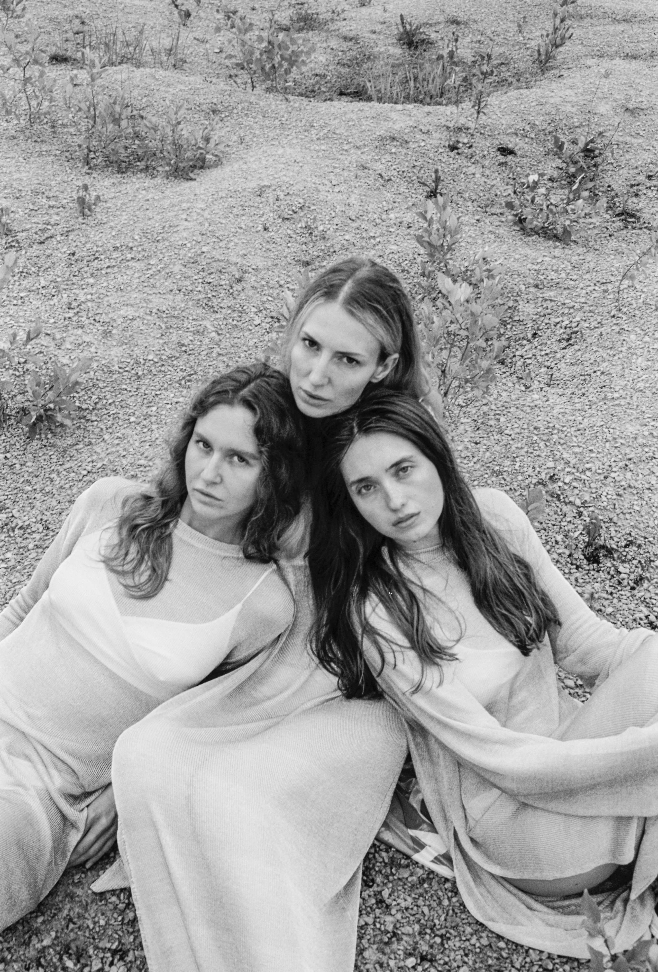 SISTERS. Артем Сарки