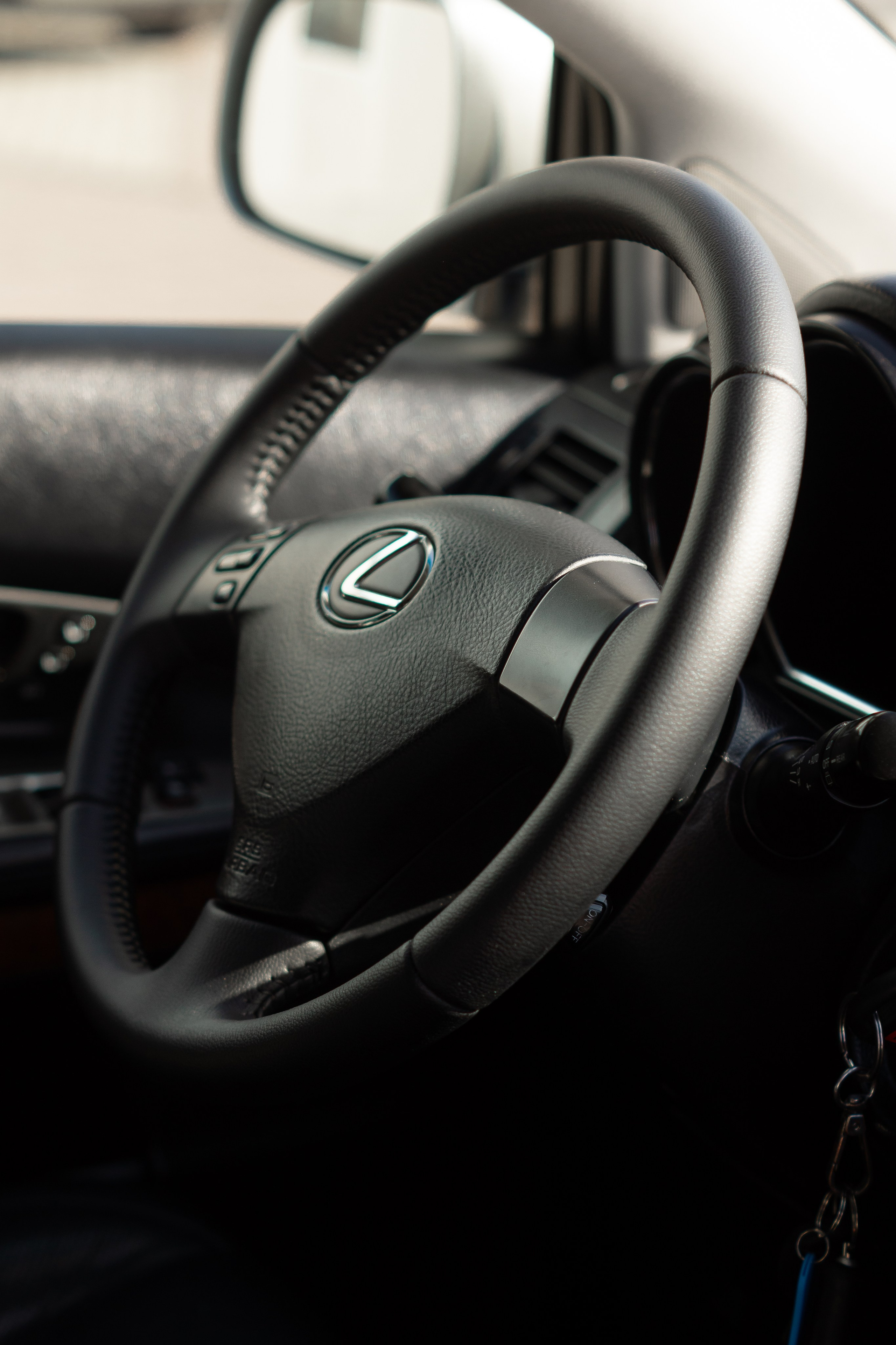 Съёмка для автосалона «Звезда Сибири». Женский фотограф Омск, Екатерина Петрова