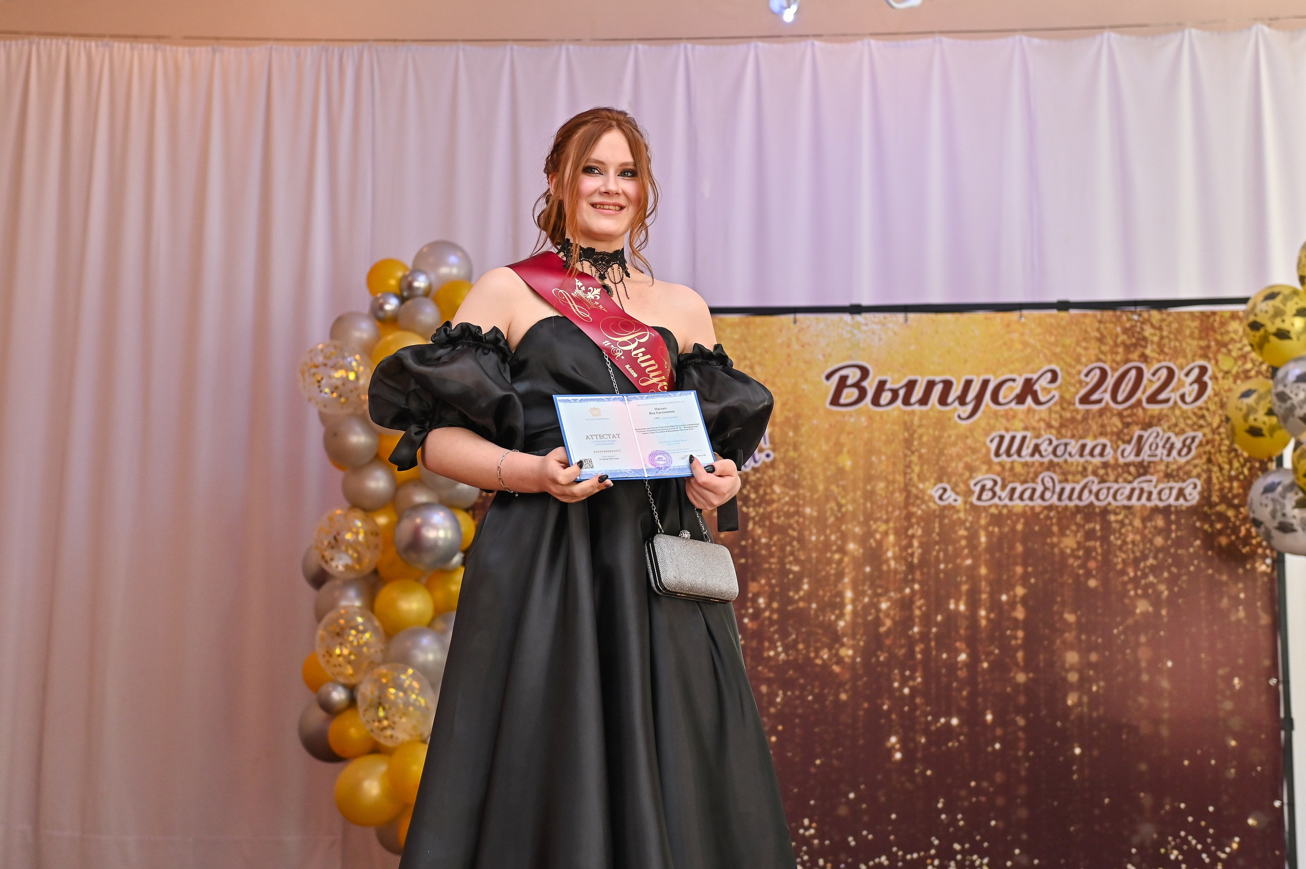 Выпускной школа 48. Семейный и свадебный фотограф во Владивостоке