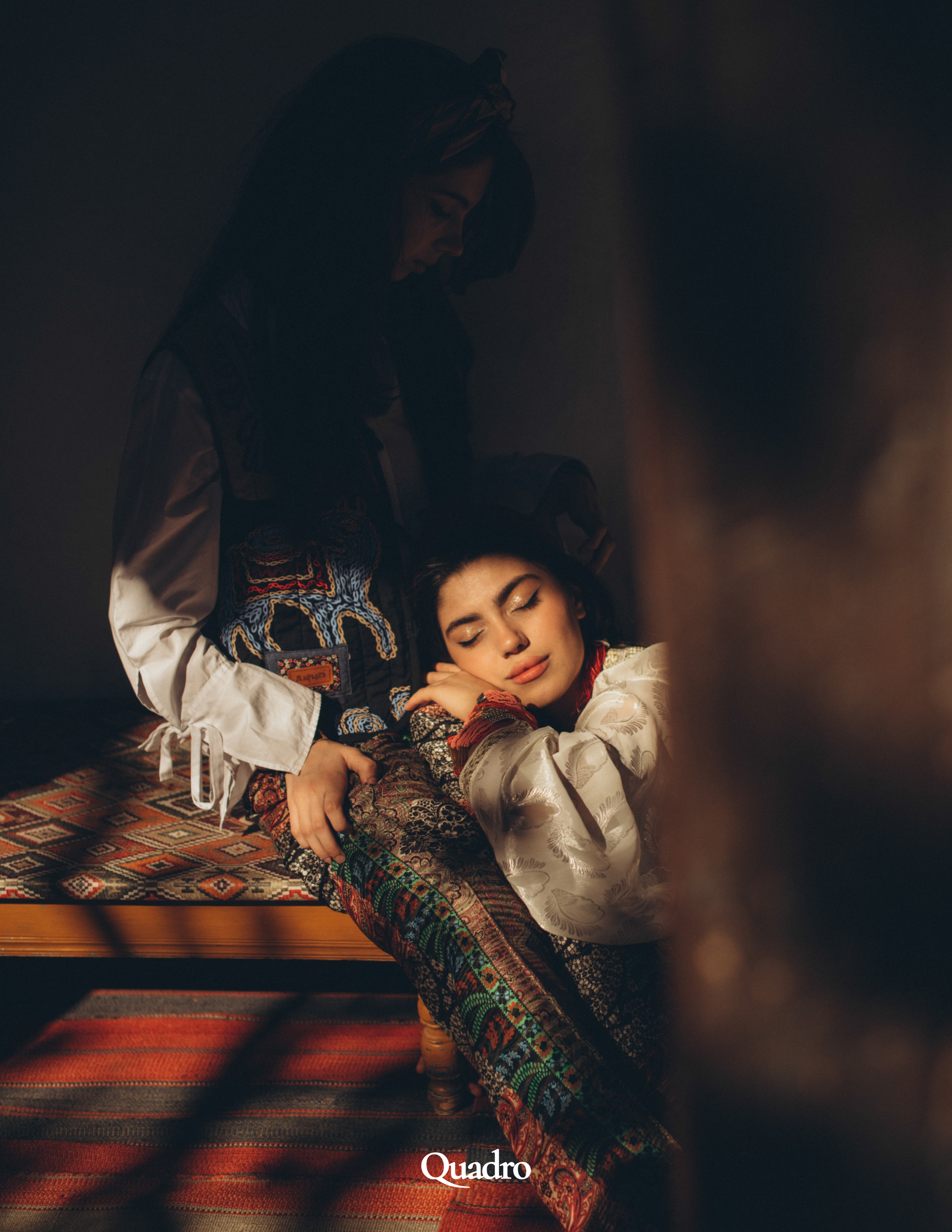 QUADRO. Две сестры. Дагестан. Обложка. Фотограф Наталья Могилевская Мурманск Териберка Сейдозеро Рыбачий