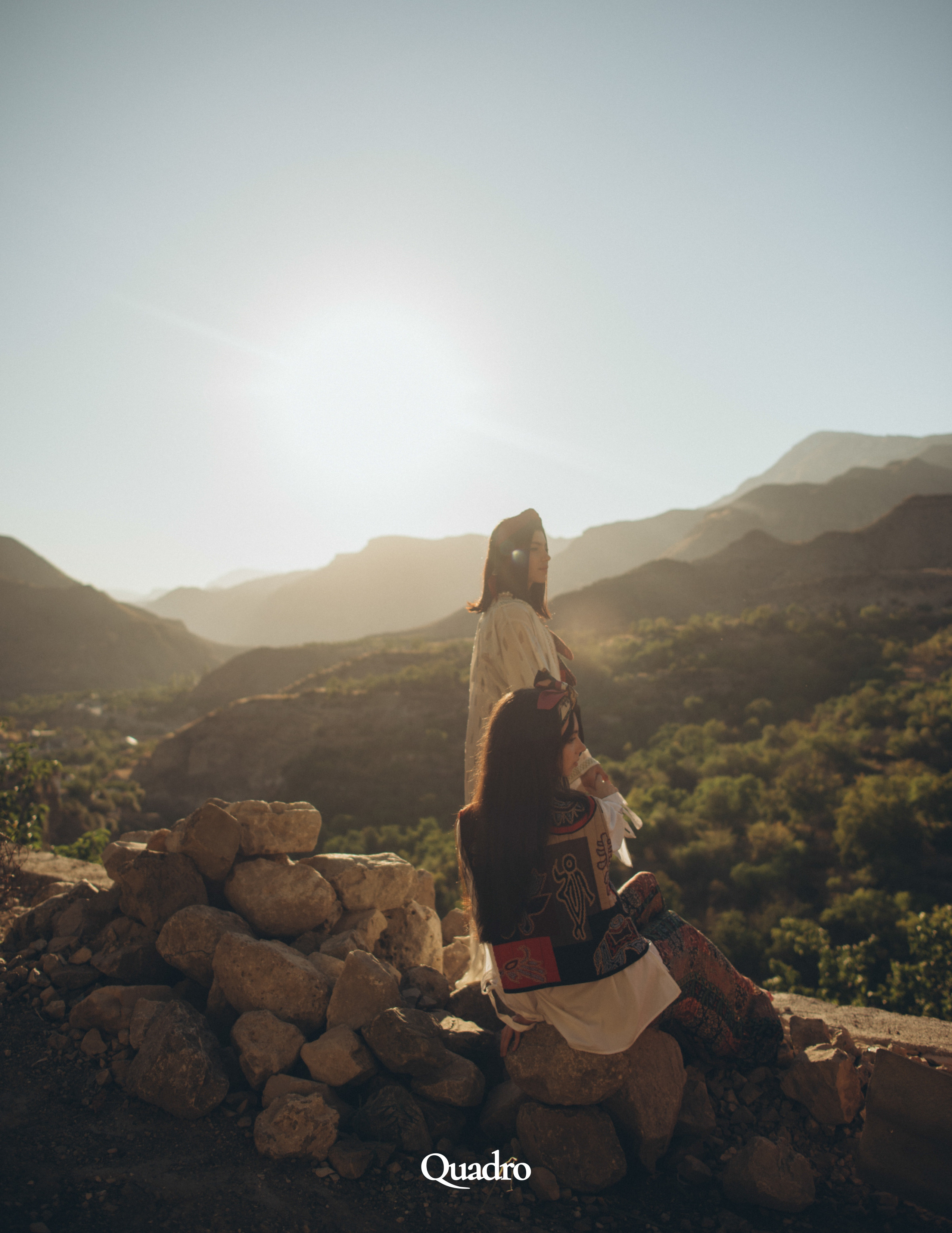 QUADRO. Две сестры. Дагестан. Обложка. Фотограф Наталья Могилевская Мурманск Териберка Сейдозеро Рыбачий