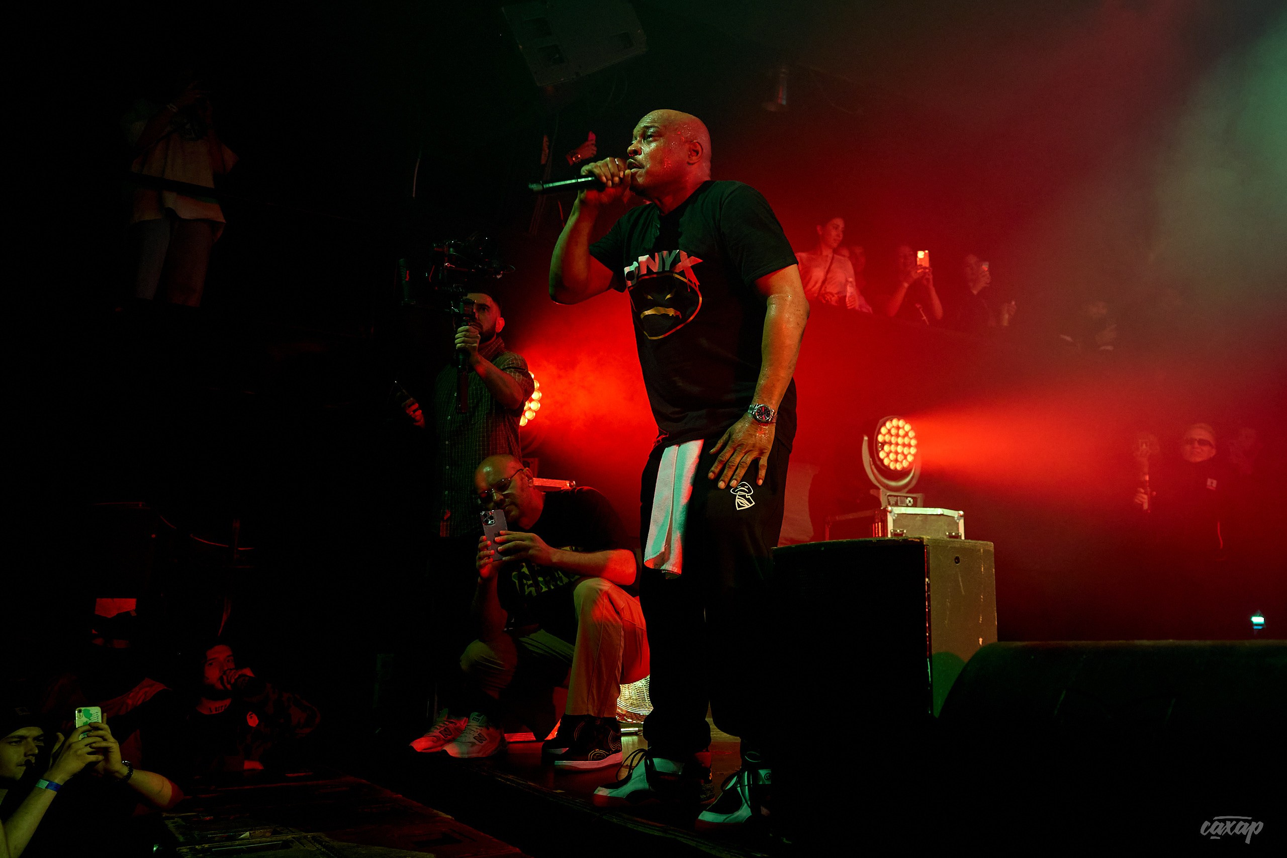 ONYX. Профессиональный фотограф в Екатеринбурге Юра Сахар