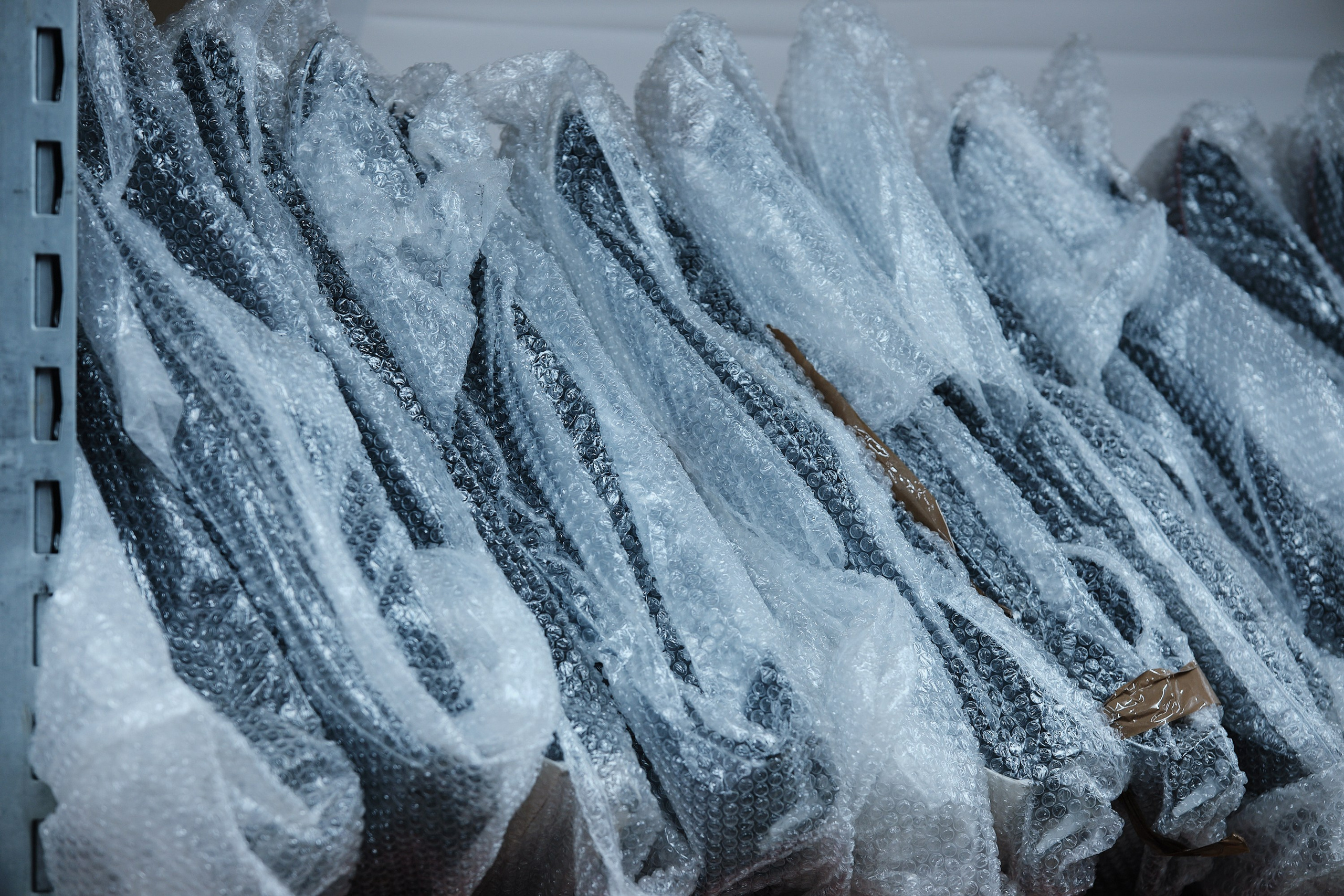 «Крыло переднее левое Mercedes-Benz W213 оригинальная кузовная деталь»«Правая дверь Mercedes-Benz E-Class W213 с заводской окраской»«Капот Mercedes-Benz S-Class W222 оригинальный, новый»«Бампер передний Mercedes-Benz GLC X253 с креплениями»«Задняя панель кузова Mercedes-Benz C-Class W205 для замены»«Усилитель порога Mercedes-Benz V-Class W447 левая сторона»«Арка колеса задняя правая Mercedes-Benz GLS X167 оригинал»«Поддомкратник Mercedes-Benz A-Class W177 с усилителем»«Крыло заднее левое Mercedes-Benz GLE W167 с лаковым покрытием»«Капот Mercedes-Maybach S-Class W223 оригинальная запчасть»«Передний бампер Mercedes-Maybach GLS X167 с датчиками парковки»