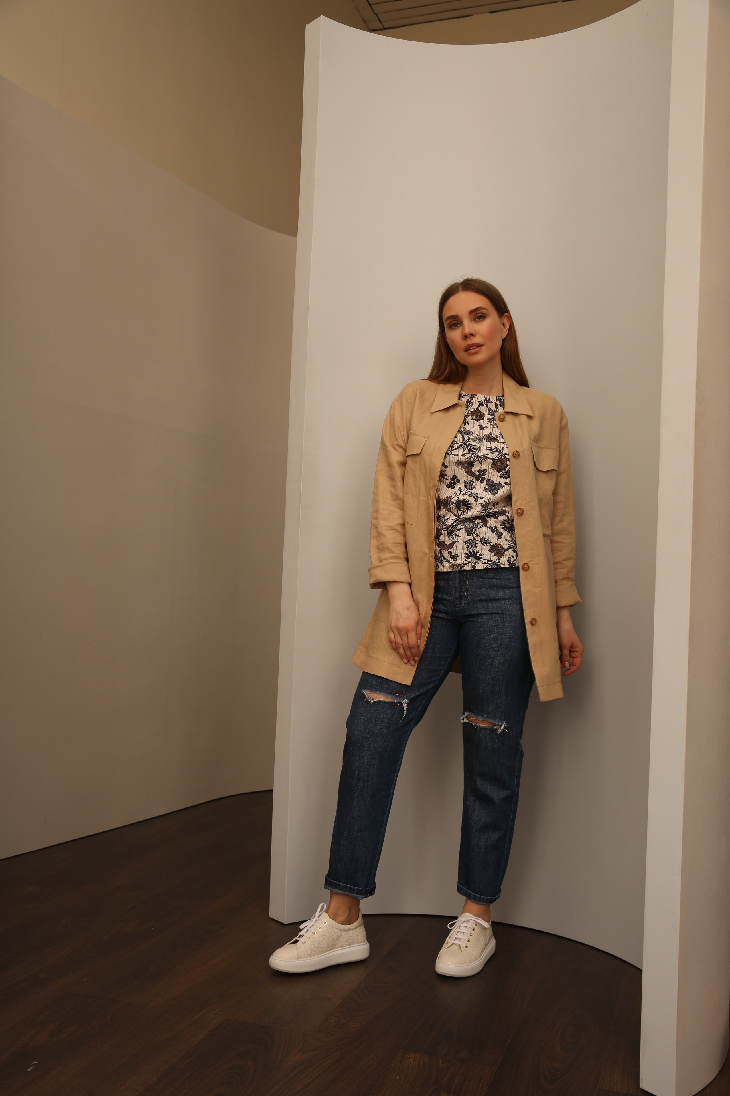 ЛИЗА +SIZE. Продающий контент для маркетплейсов и e-commerce «под ключ»