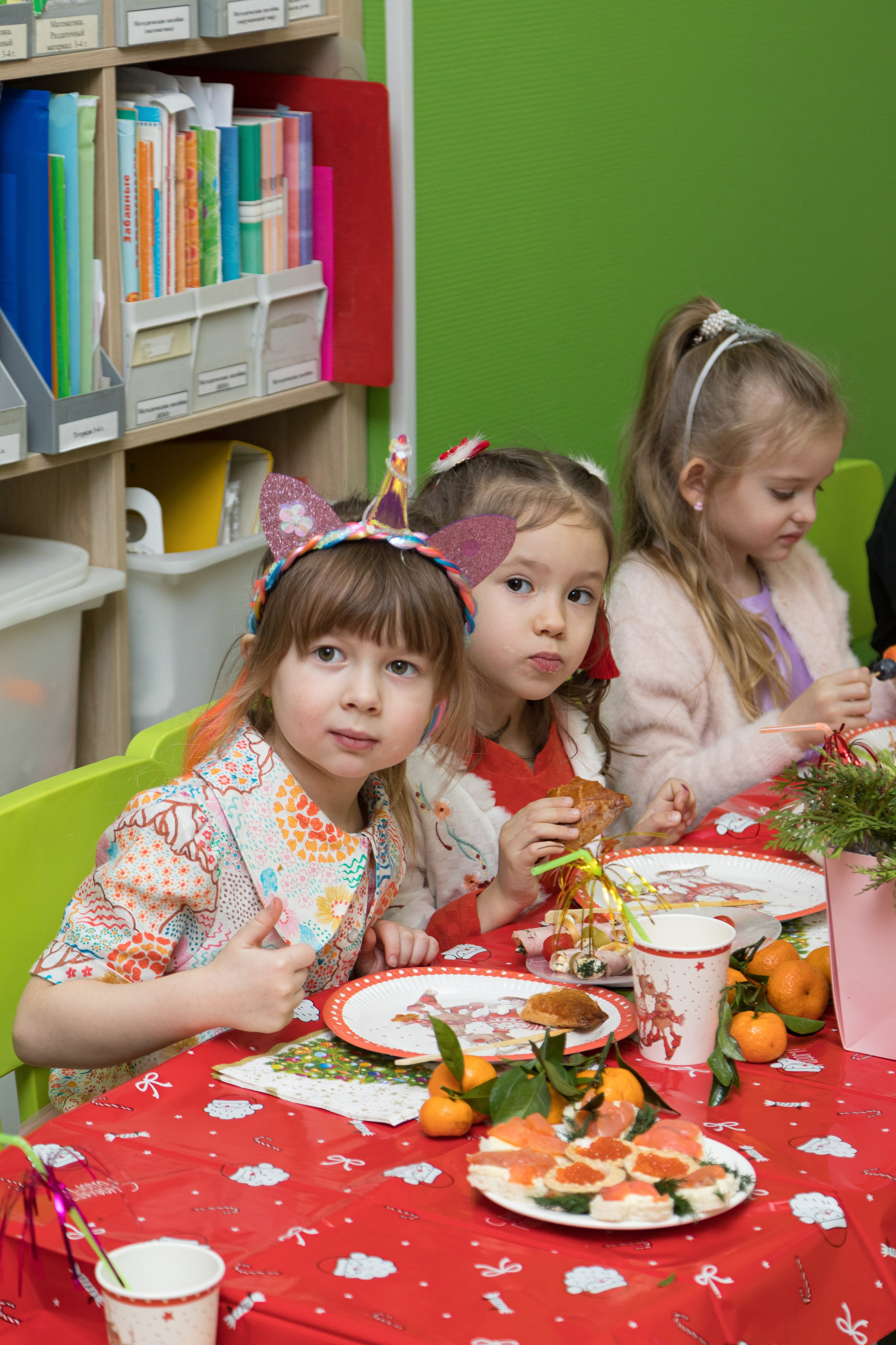 Фото детского новогоднего праздника. Детский и контент фотограф Надя Волкова Санкт-Петербург