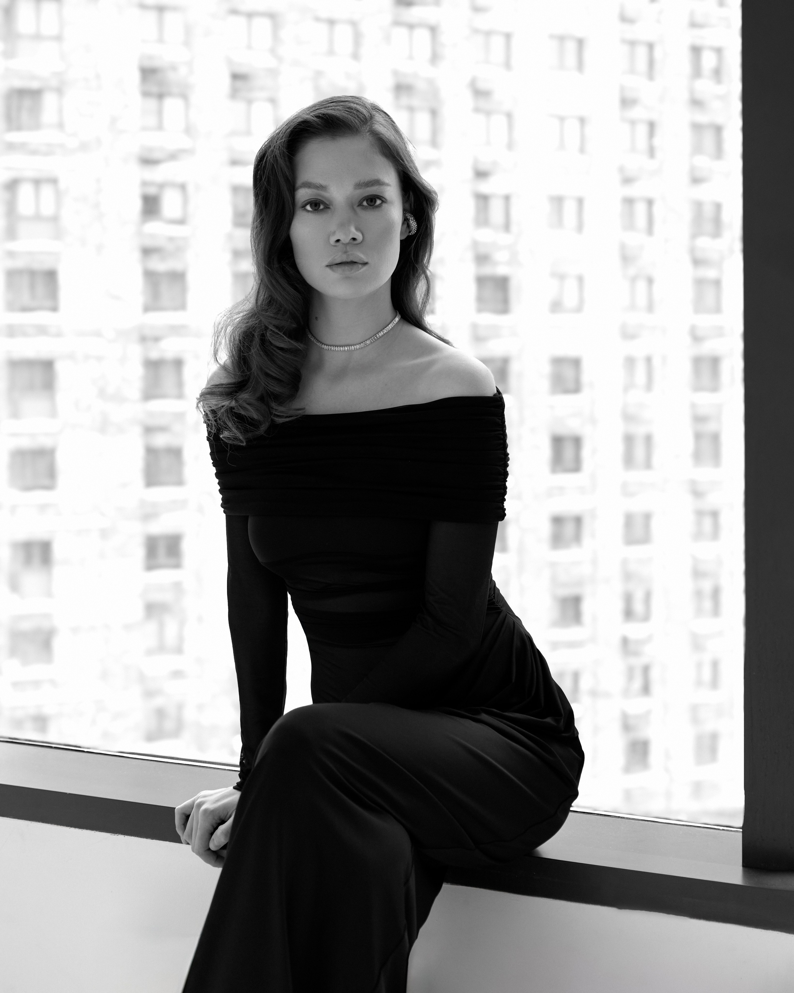 Женский фотограф Москва Женский портрет Фотосессия Москва Минимализм Девушка на циклораме