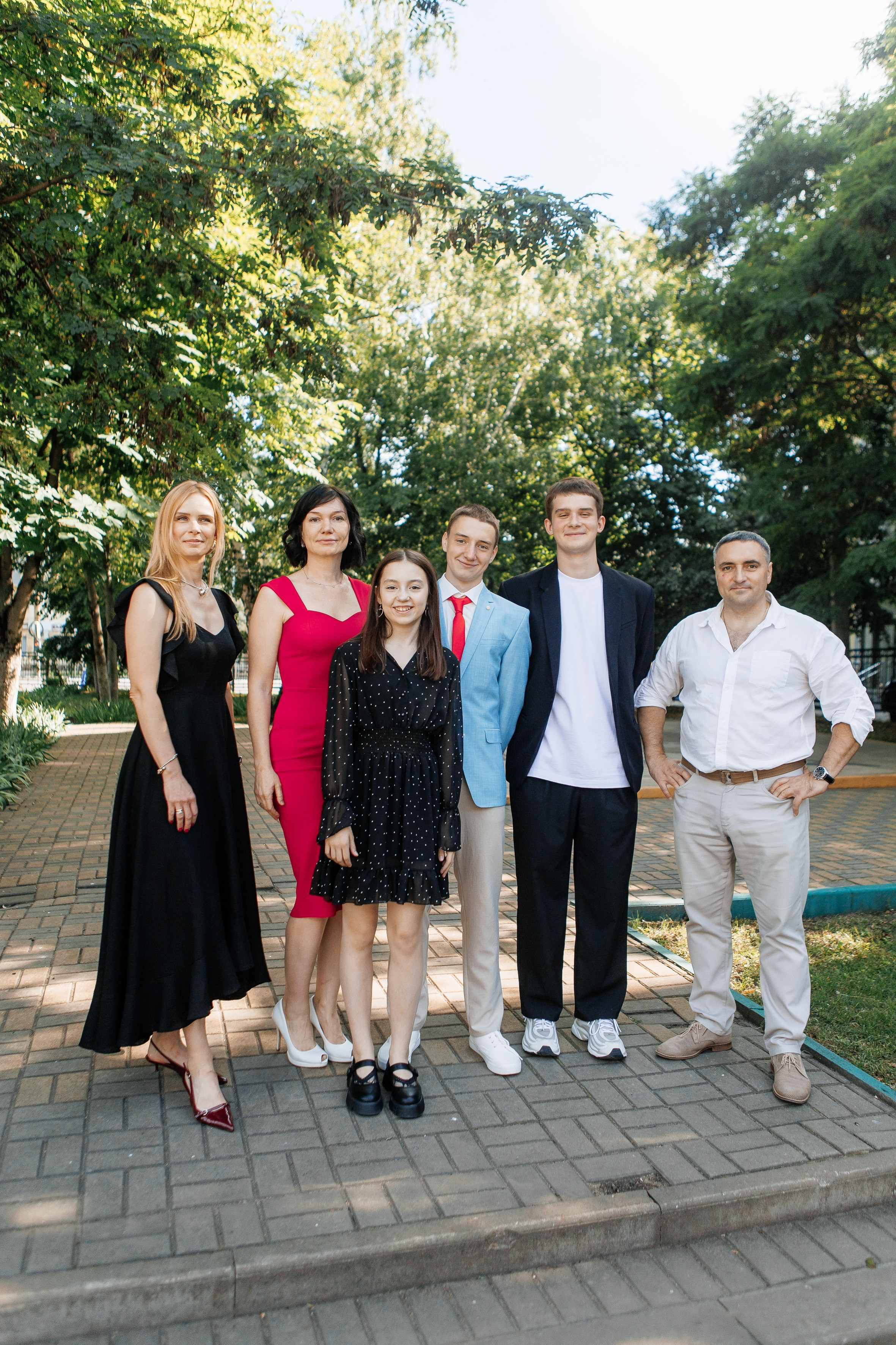 Выпускной Гимназия 12 2024 г. Свадебный и портретный Фотограф в Липецке Дмитрий Котюков