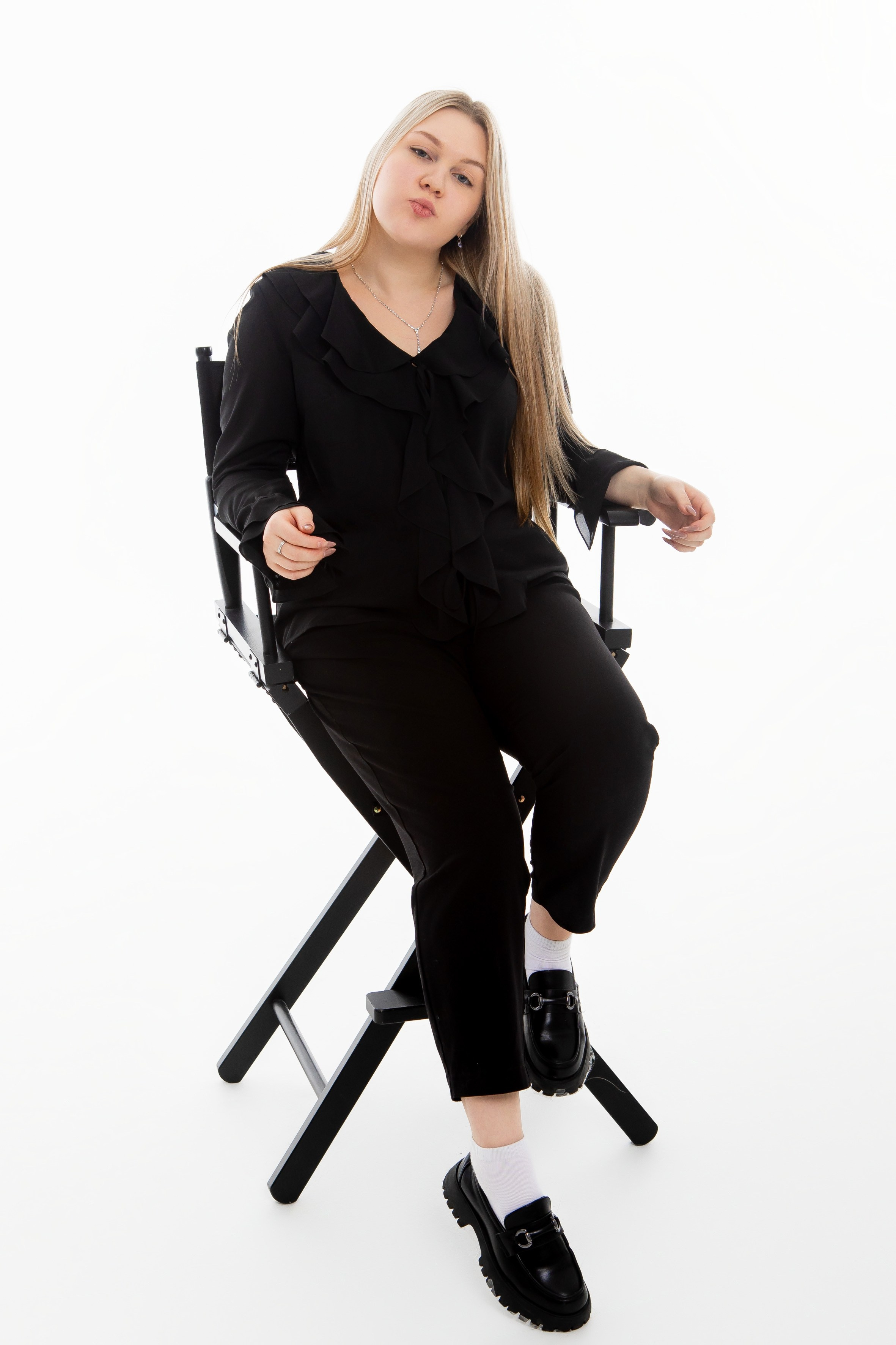 Студия Гимназия 12 11 А 2024 г. Свадебный и портретный Фотограф в Липецке Дмитрий Котюков