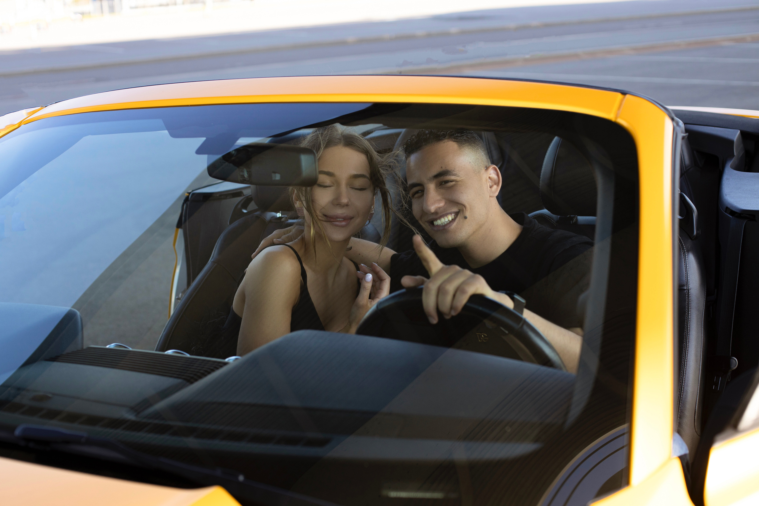 Лавстори фотосессия в студии. Женский фотограф в Санкт-Петербурге, Москве и весь мир Алёна Мамаева