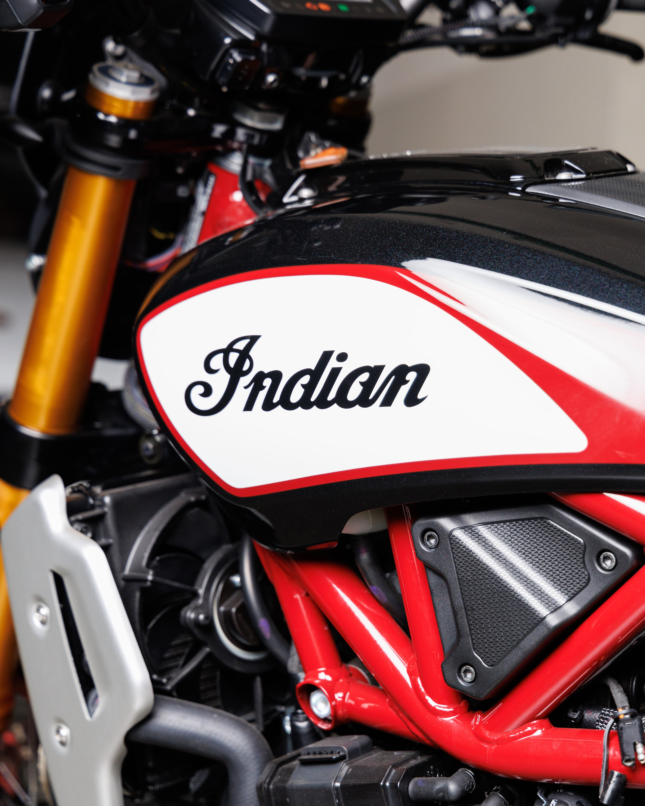 Indian FTR 1200. Продюсер Оператор Фотограф Москва | borisprophoto