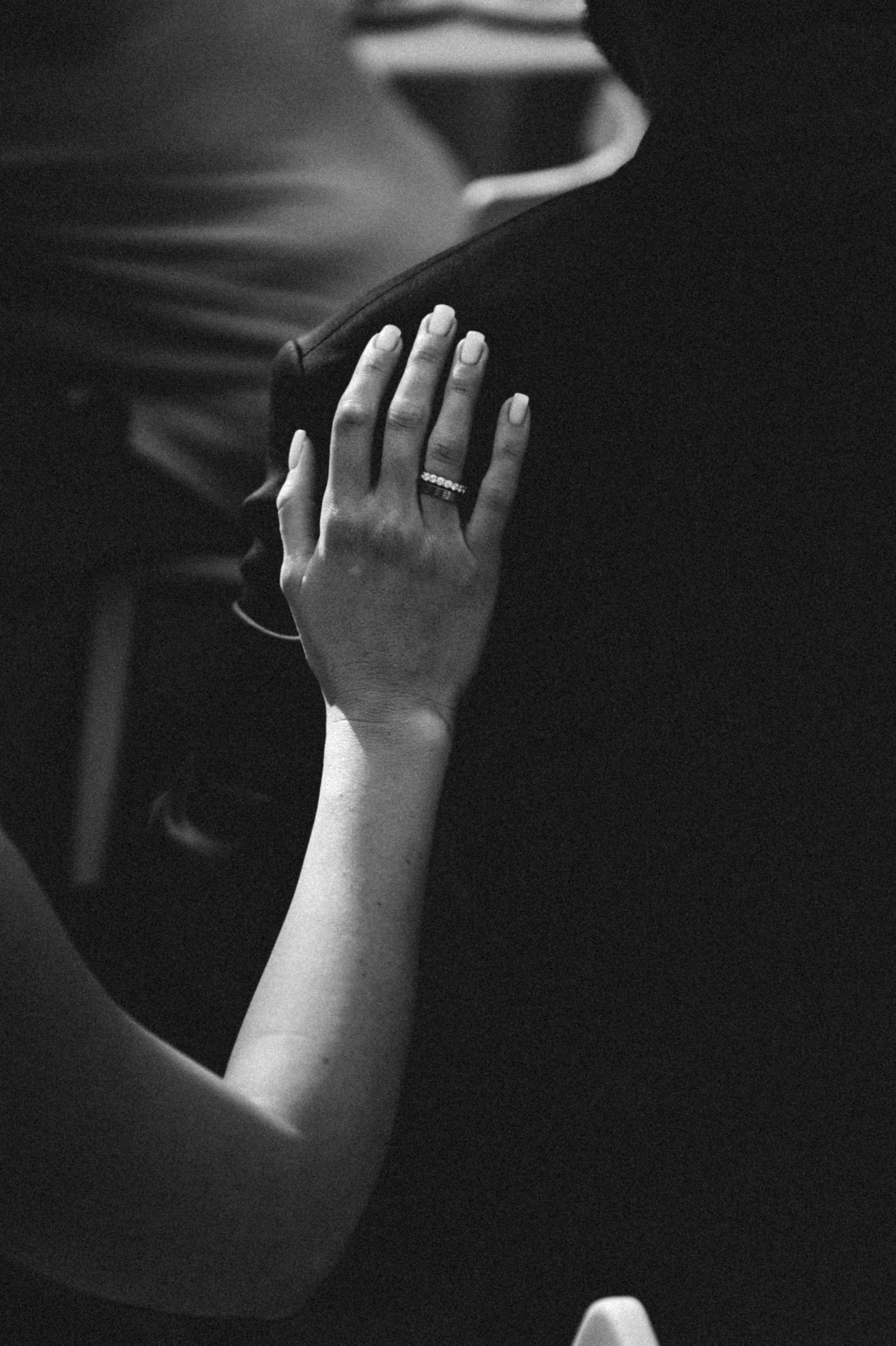 Свадебные фотографии. Фотограф в Барнауле Дарья Бутурлакина. Люби.Цени.Касайся