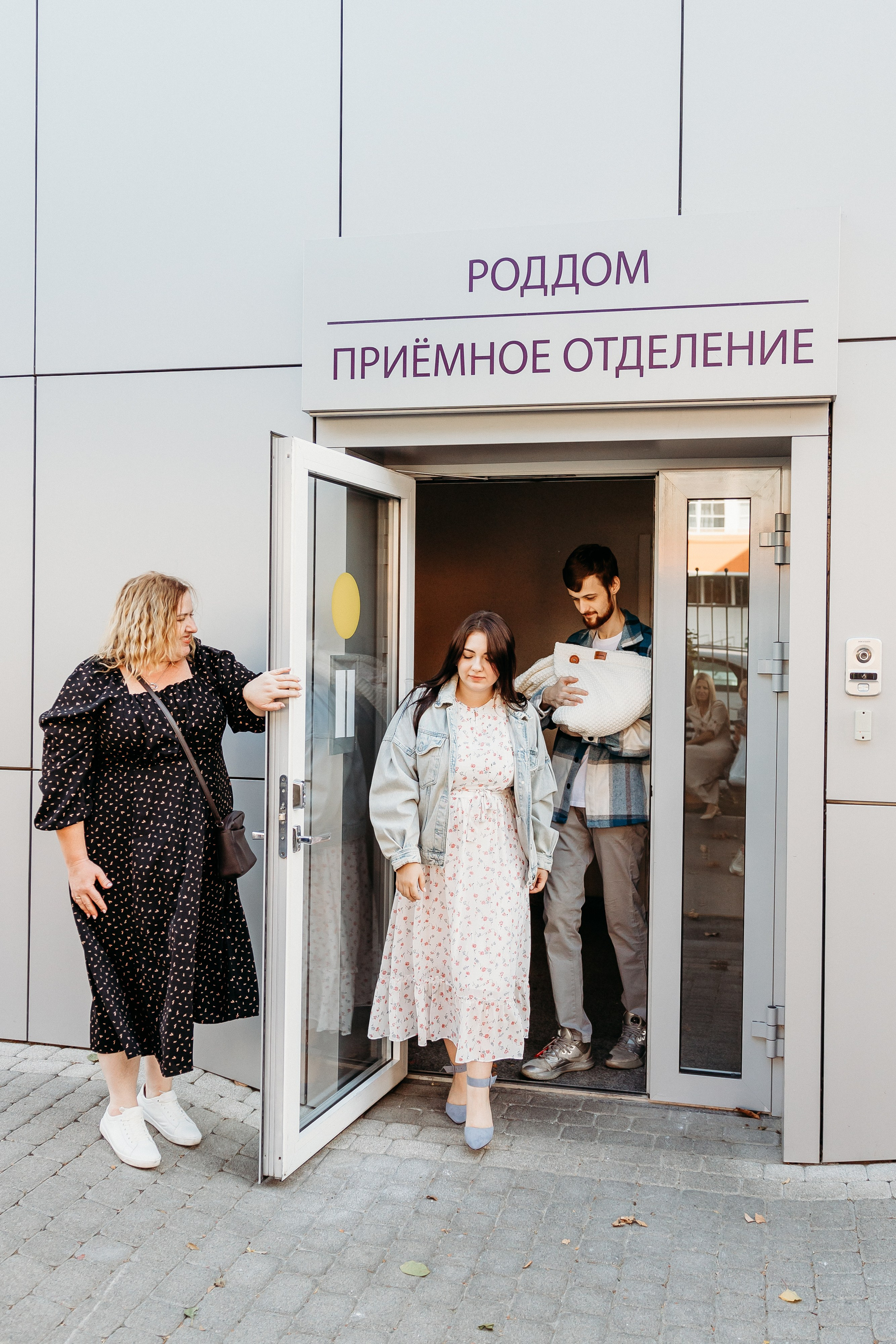 Василиса. Семейный и детский фотограф в Краснодаре. Фотограф новорожденных. Фотограф ньюборн. Фотограф родов Краснодар. Катя Угнивенко