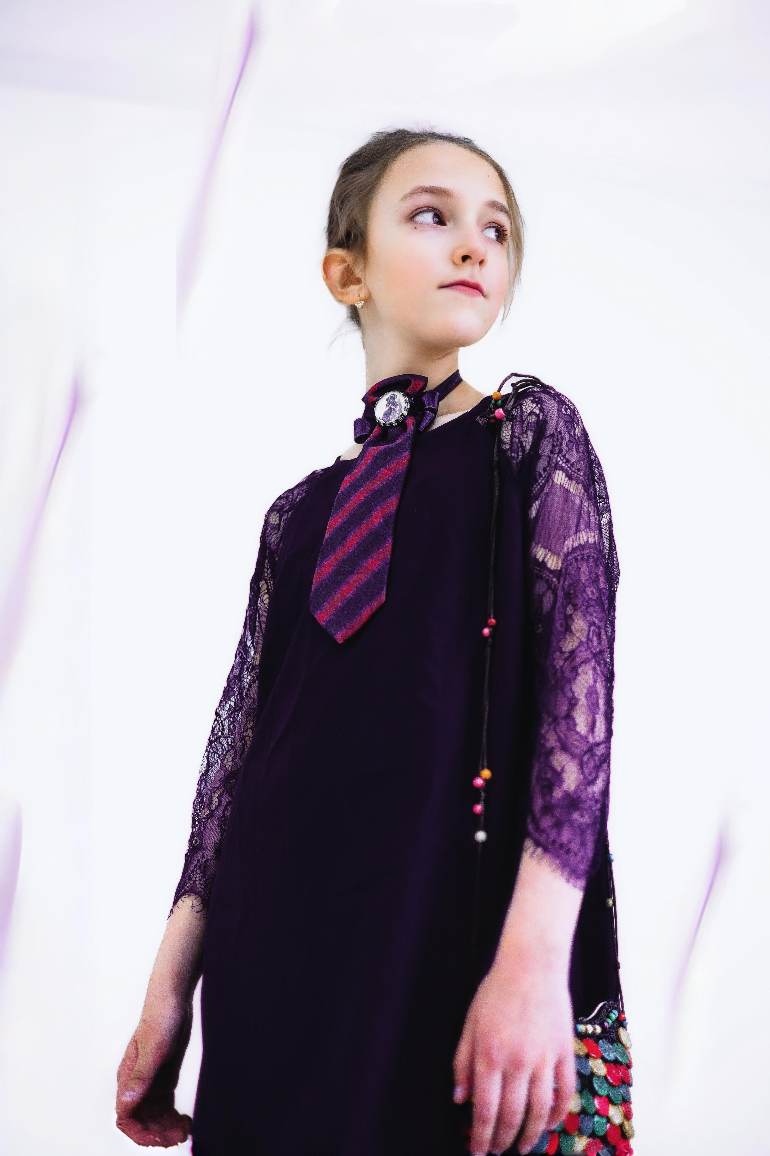 Галстук-переделка — стильное решение для оригинального образа девочки-подростка. Школа для девочек во Владивостоке — Само Совершенство