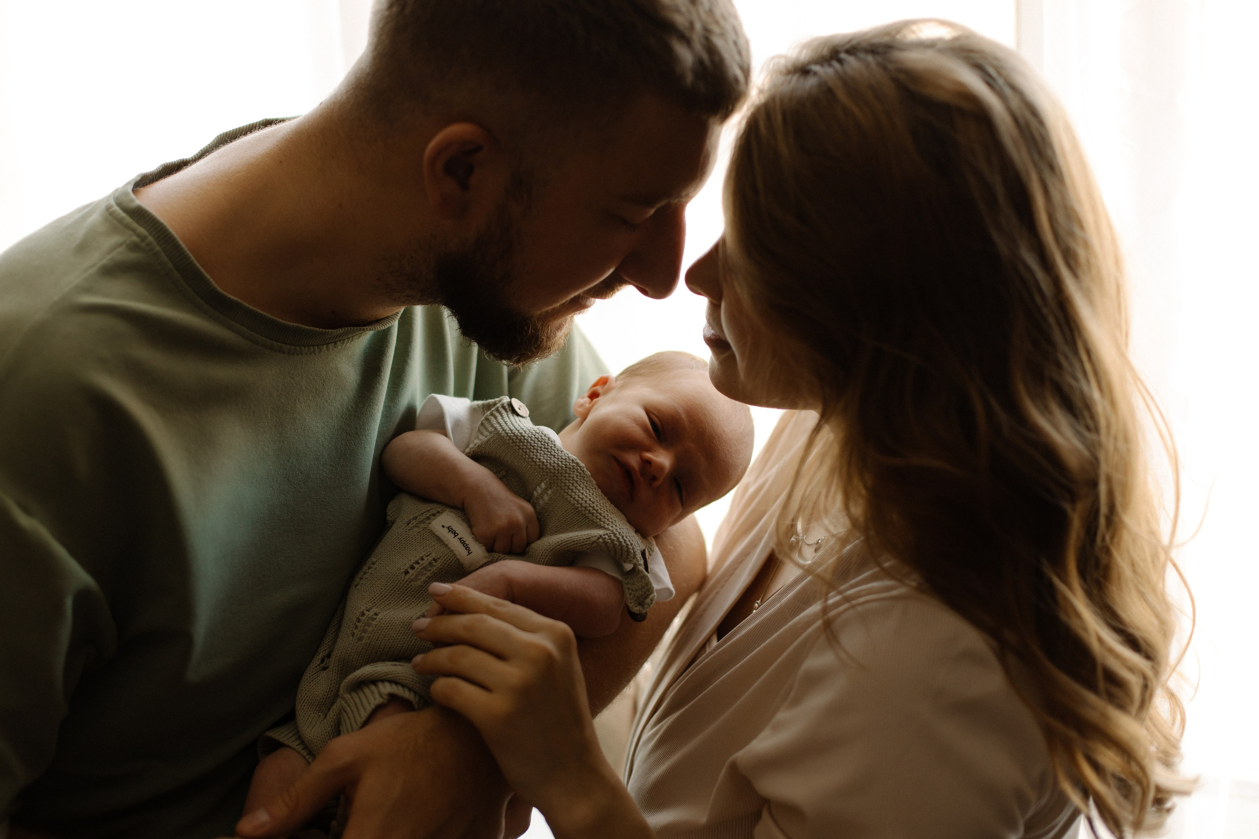 Съемка в первые недели жизни в атмосфере любви и тепла в Челябинске. Семейный фотограф, фотограф на роды в Челябинске Калистратова Кристина