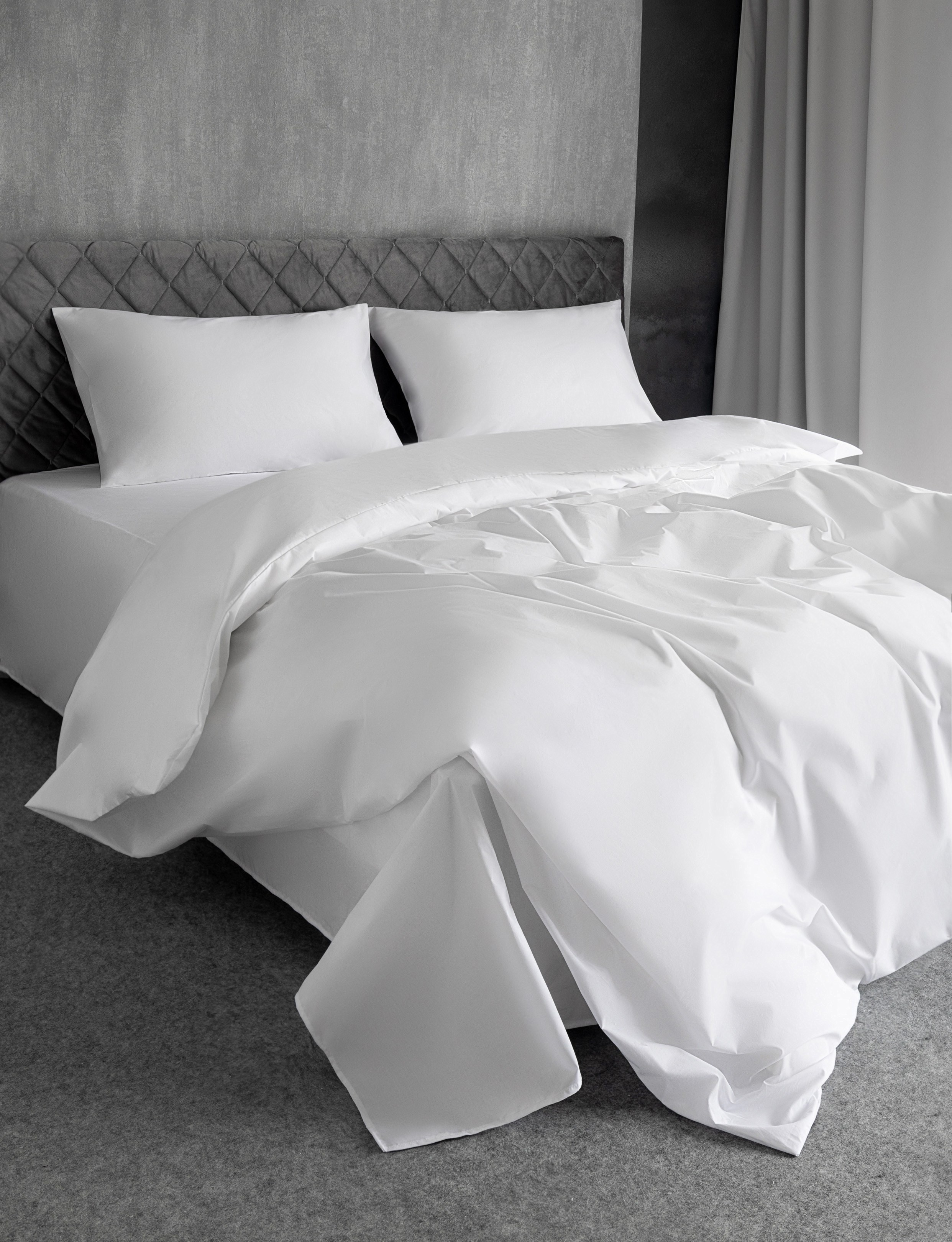 Однотонный комплект из сатина в спальне | Фото для сайта производителя