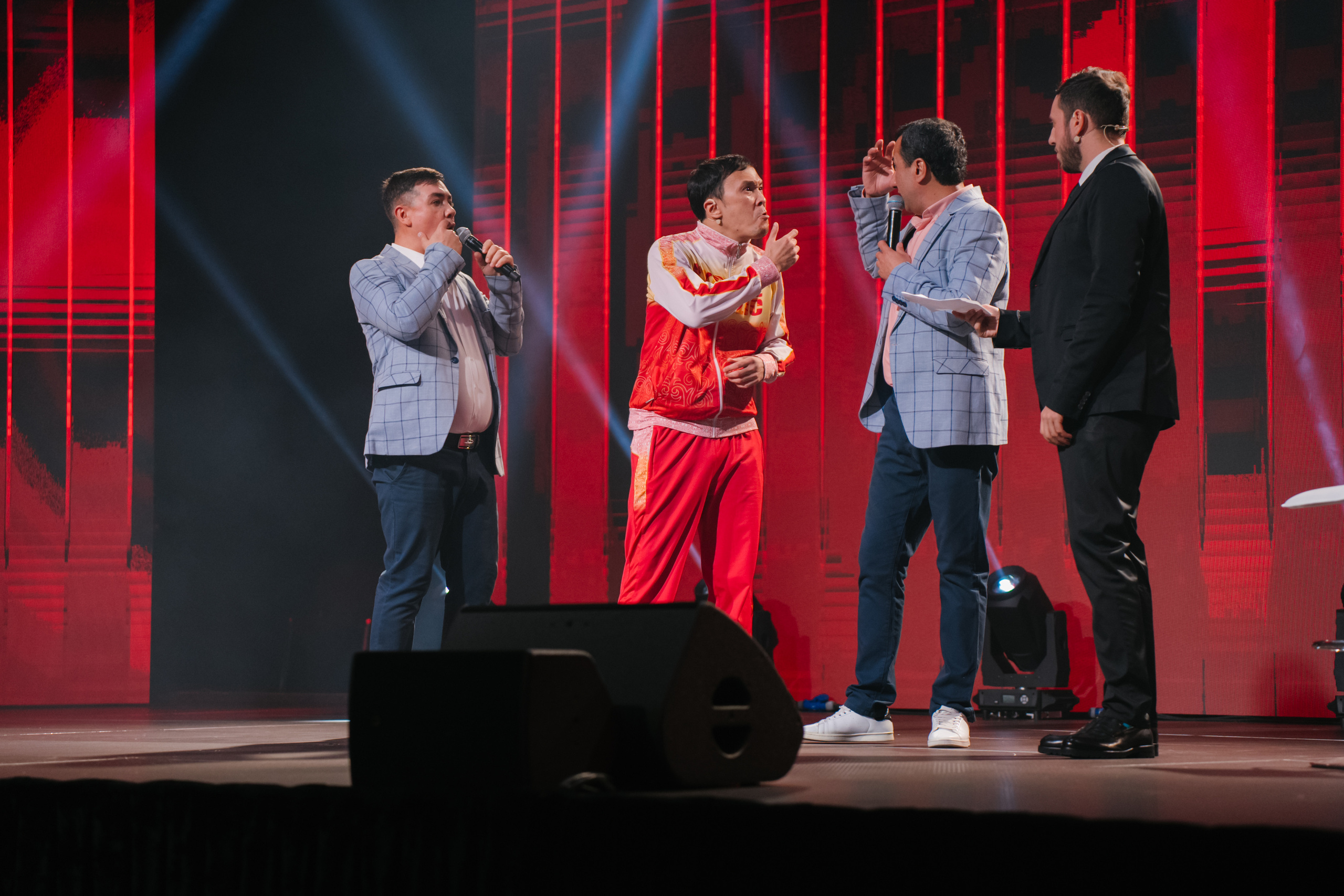 ГазпромНефть «Это шоу». Фотограф в Сочи, Санкт-Петербурге, Москве, Италии, Франции, Черног