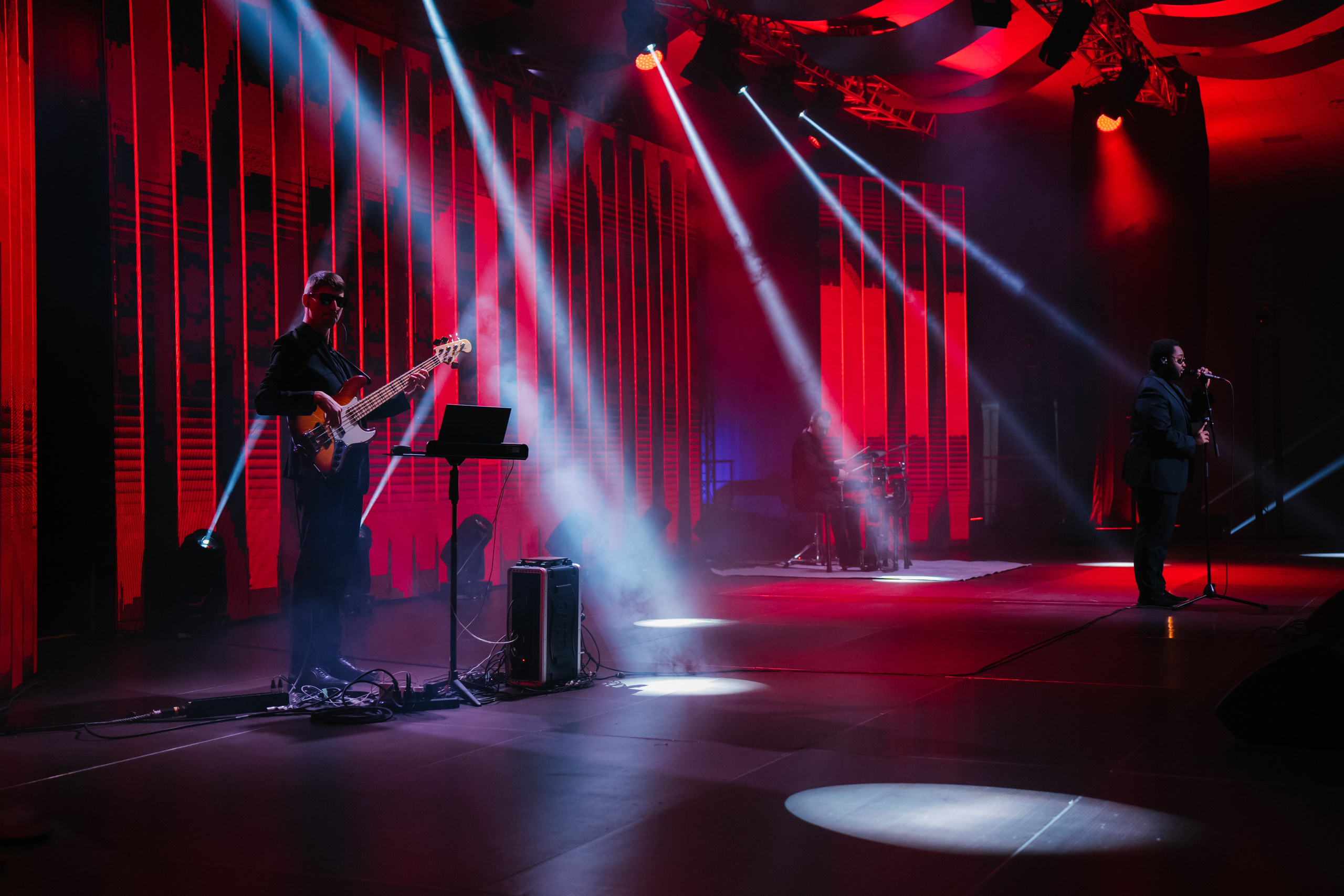 ГазпромНефть «Это шоу». Фотограф в Сочи, Санкт-Петербурге, Москве, Италии, Франции, Черног