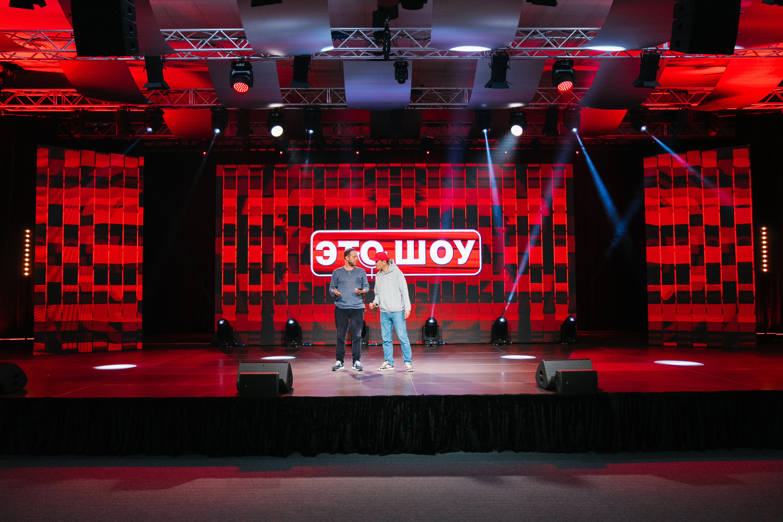 ГазпромНефть «Это шоу». Фотограф в Сочи, Санкт-Петербурге, Москве, Италии, Франции, Черног