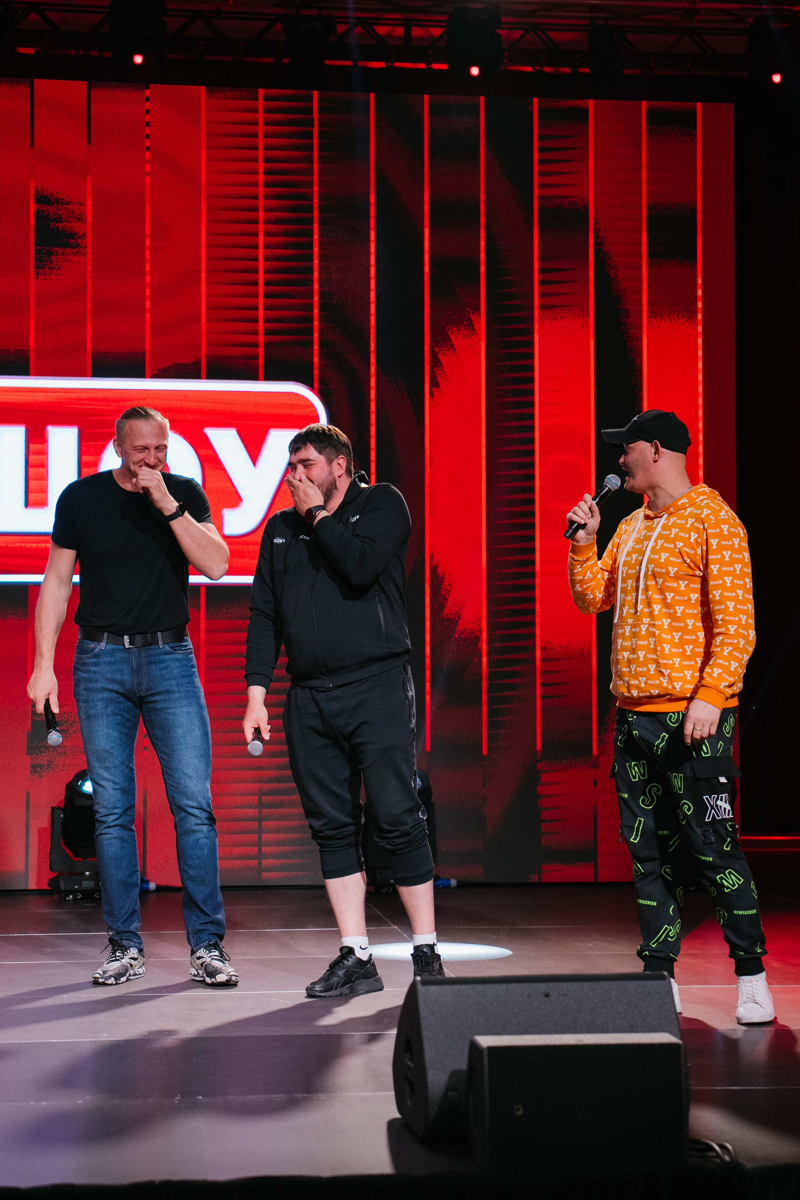 ГазпромНефть «Это шоу». Фотограф в Сочи, Санкт-Петербурге, Москве, Италии, Франции, Черног