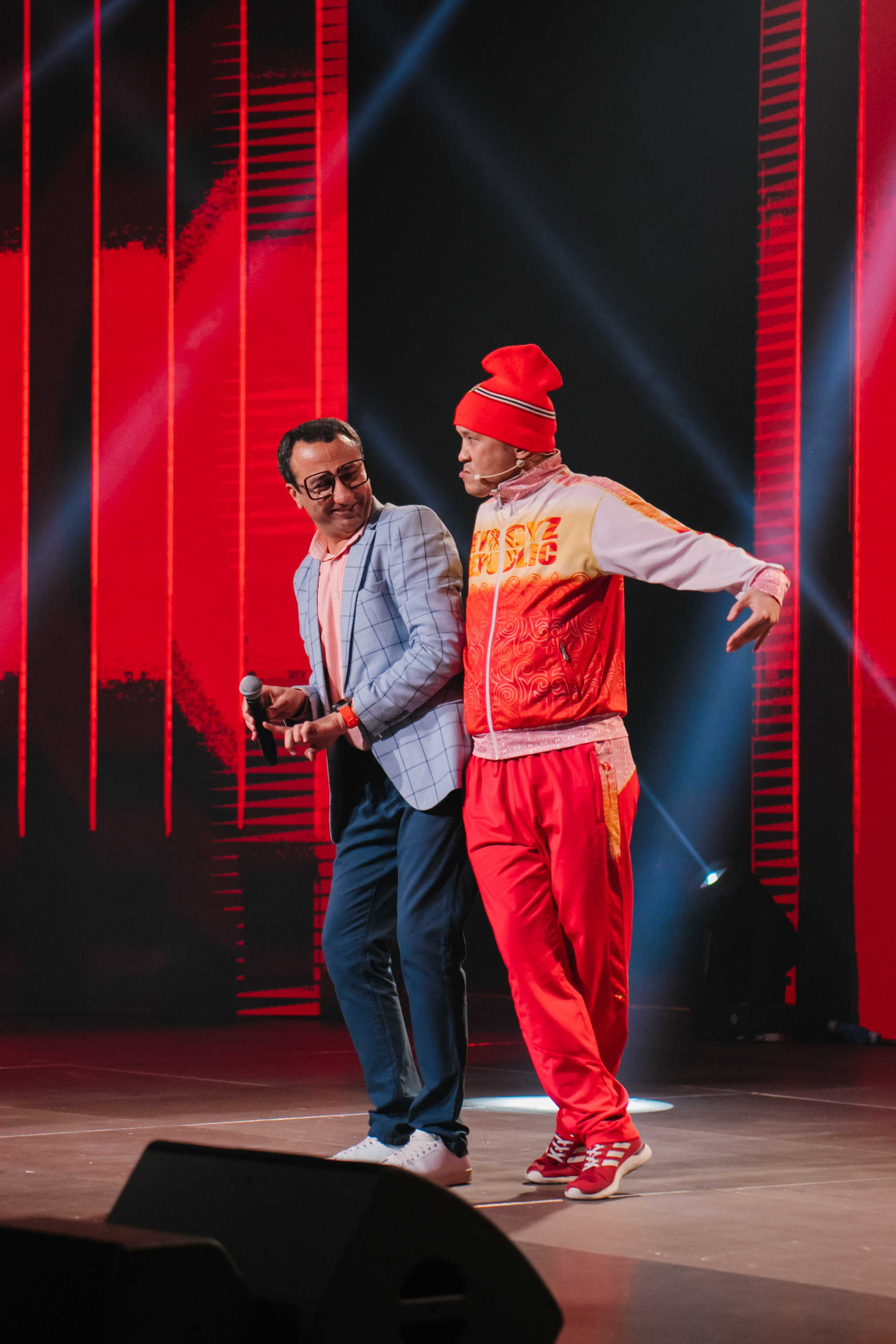 ГазпромНефть «Это шоу». Фотограф в Сочи, Санкт-Петербурге, Москве, Италии, Франции, Черног