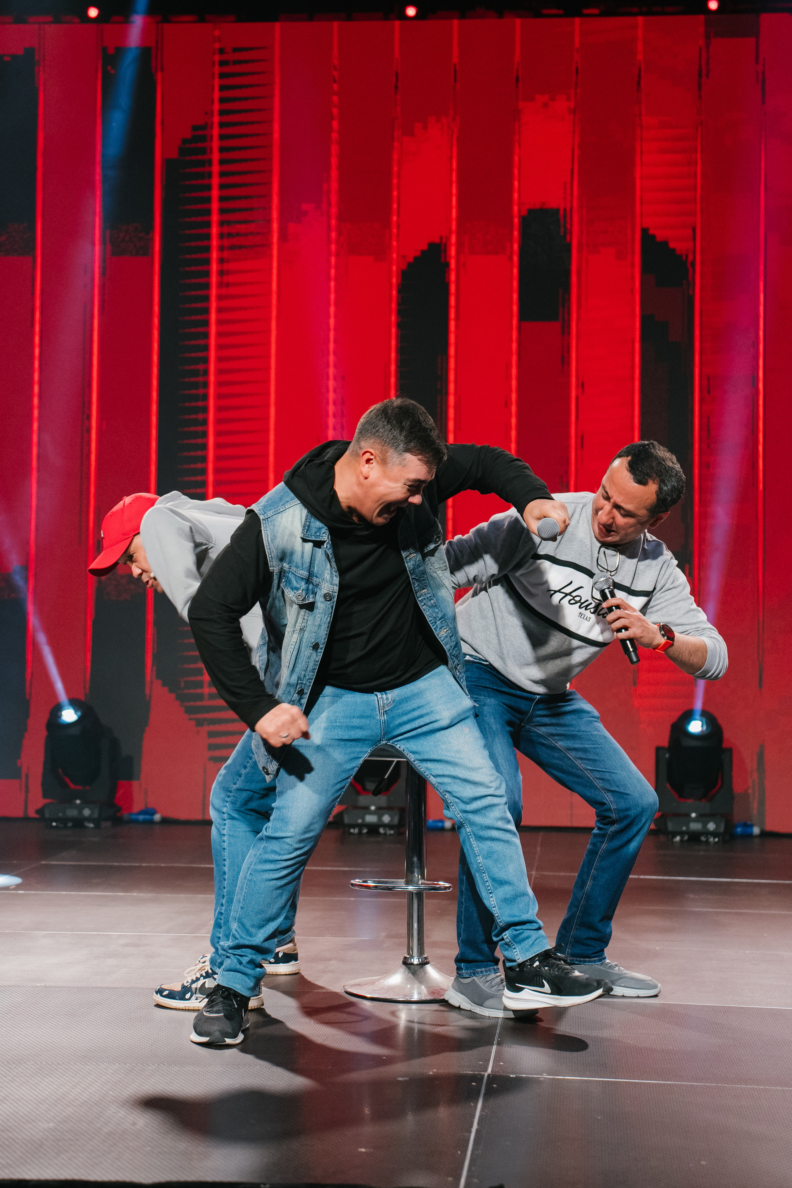 ГазпромНефть «Это шоу». Фотограф в Сочи, Санкт-Петербурге, Москве, Италии, Франции, Черног