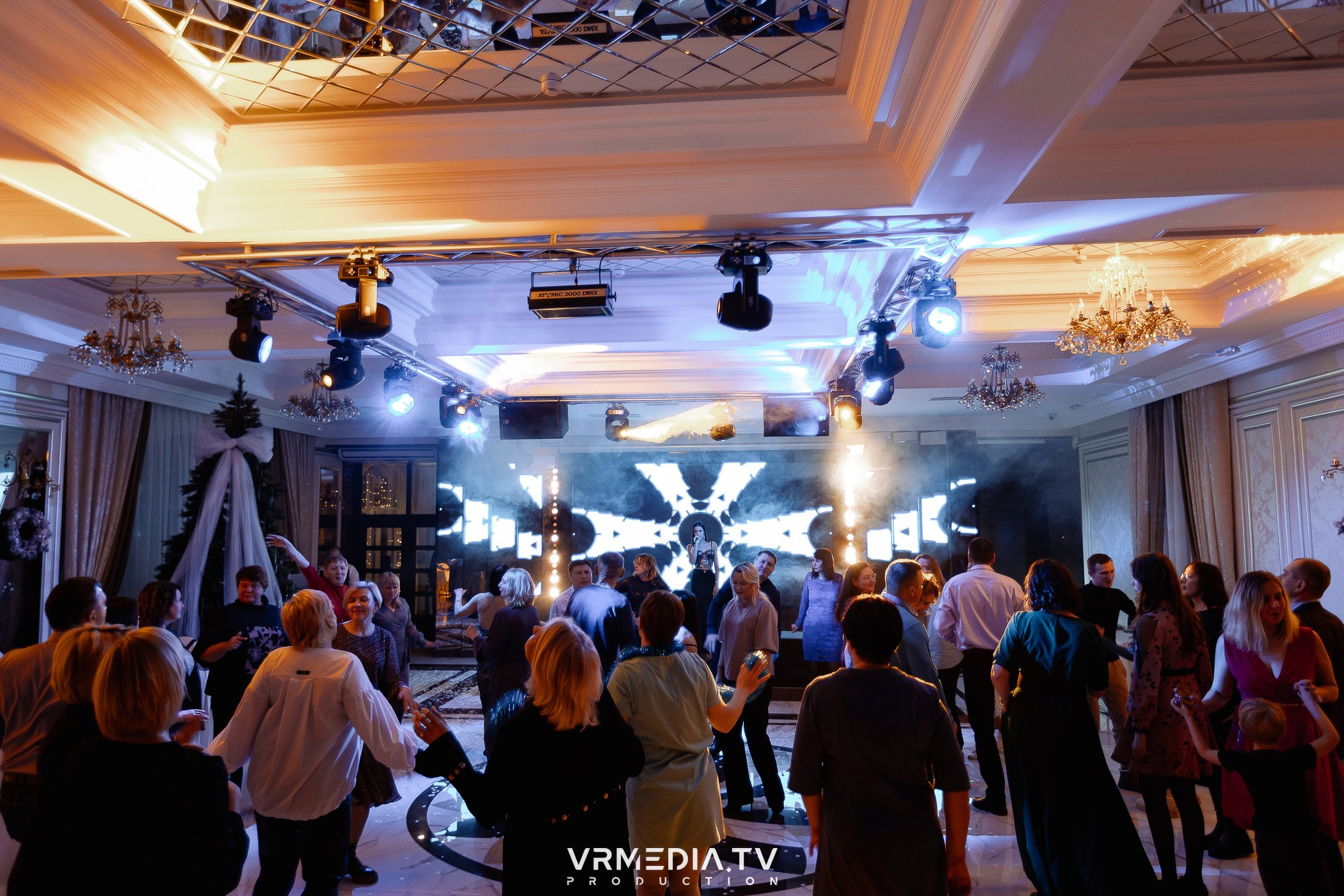 Новогодний вечер в ресторане «Лазурный Берег»