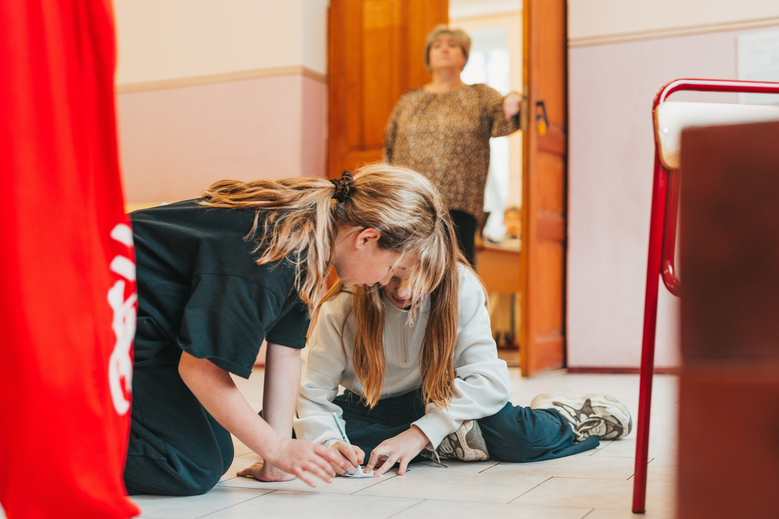 4 класс. Школьные альбомы и альбомы для детского сада. Юлия Осипова. Москва