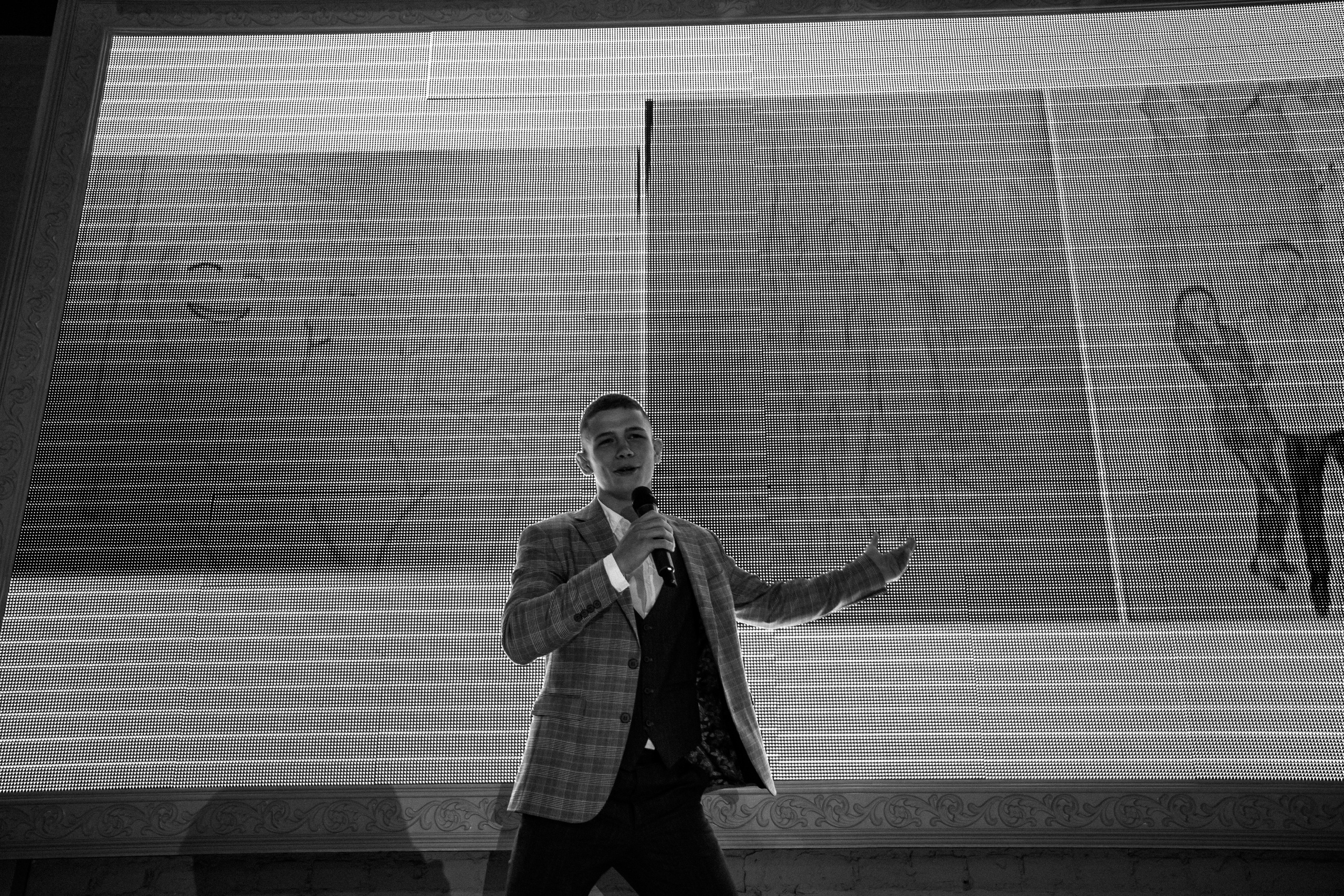 2023-06-23 Выпускной МБОУ СОШ № 10. Фотограф в Красноярске