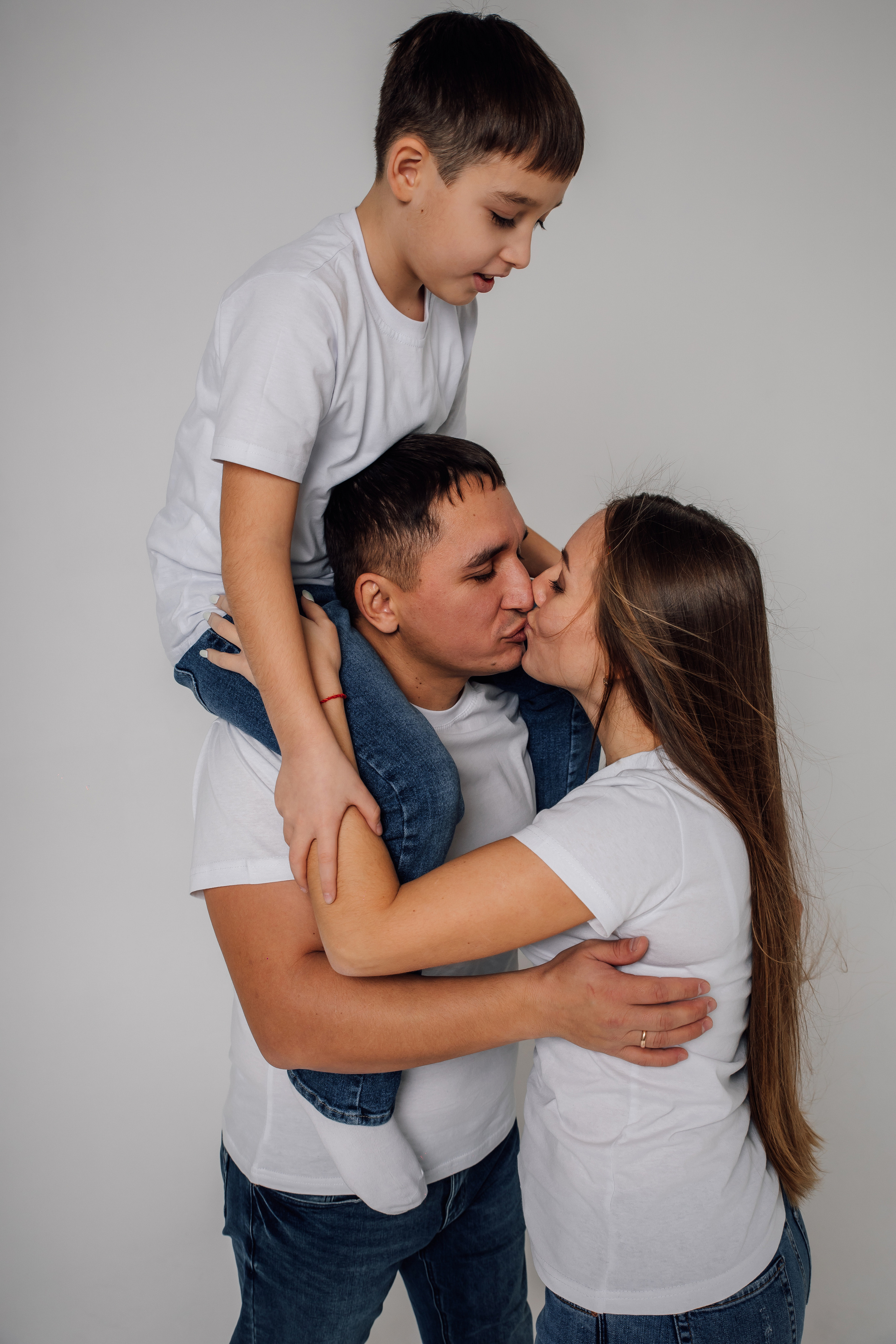 В фотостудии Неформат. Свадебный фотограф в Саратове