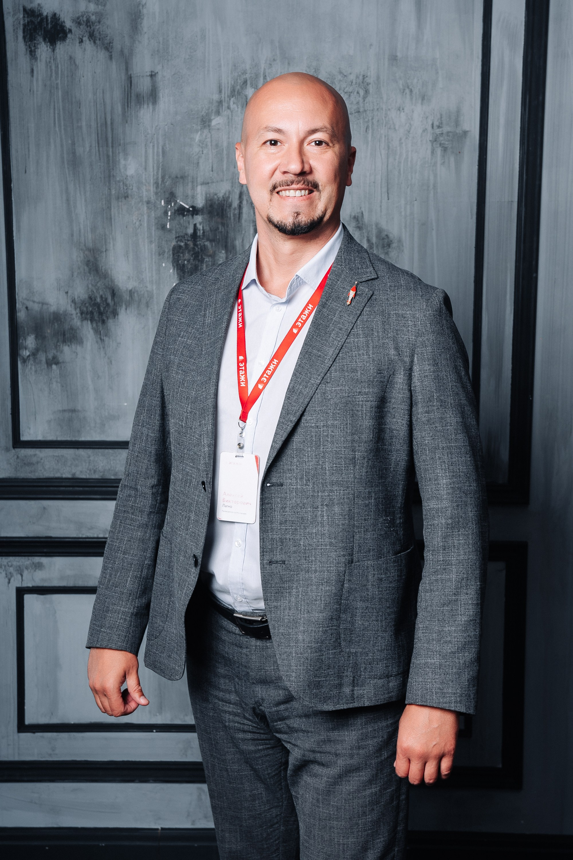 Этажи портреты. Фотограф в Хабаровске Швендых Рудольф