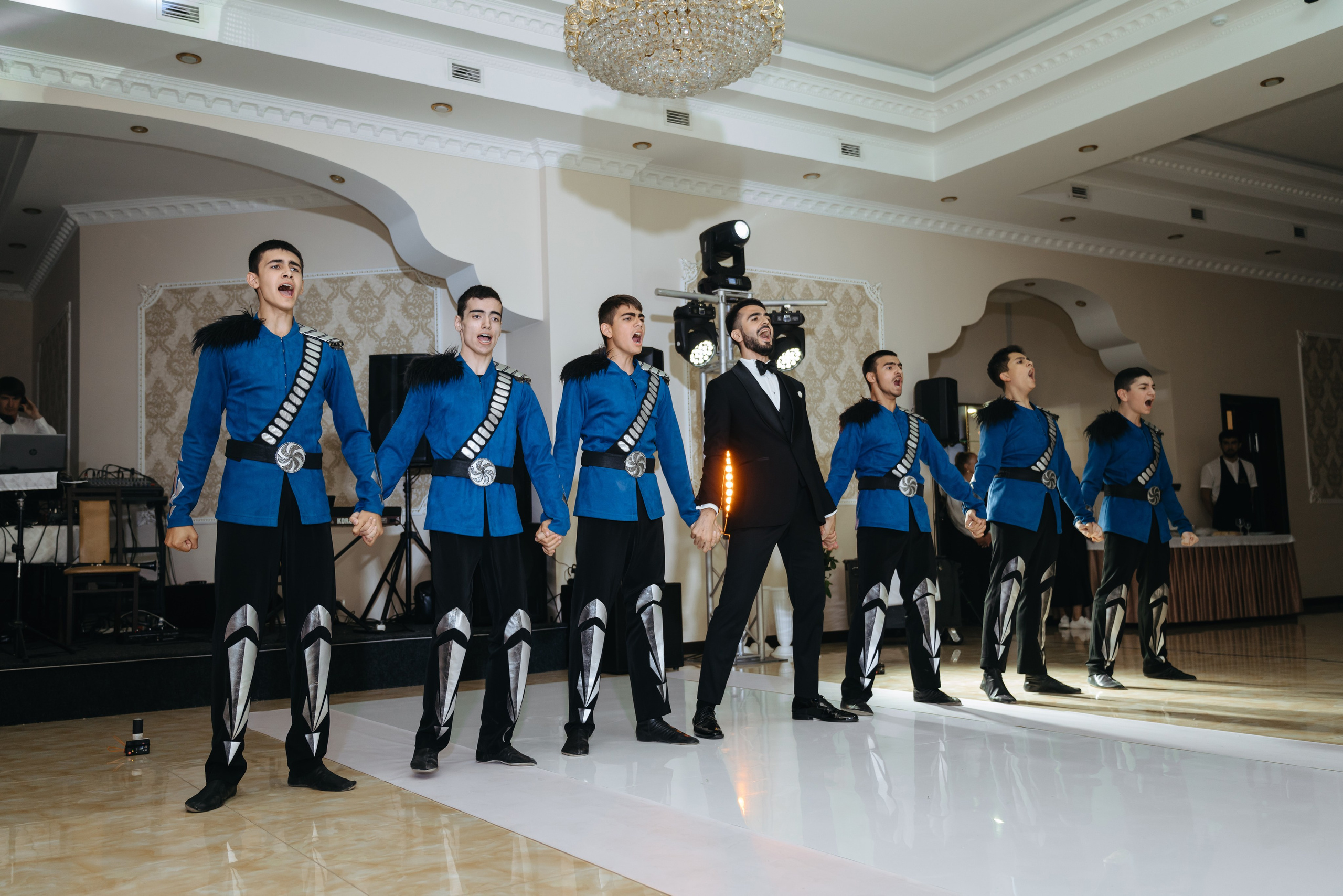 Артем и Лусине. Свадебный фотограф Красноярск Вязьминова Мария