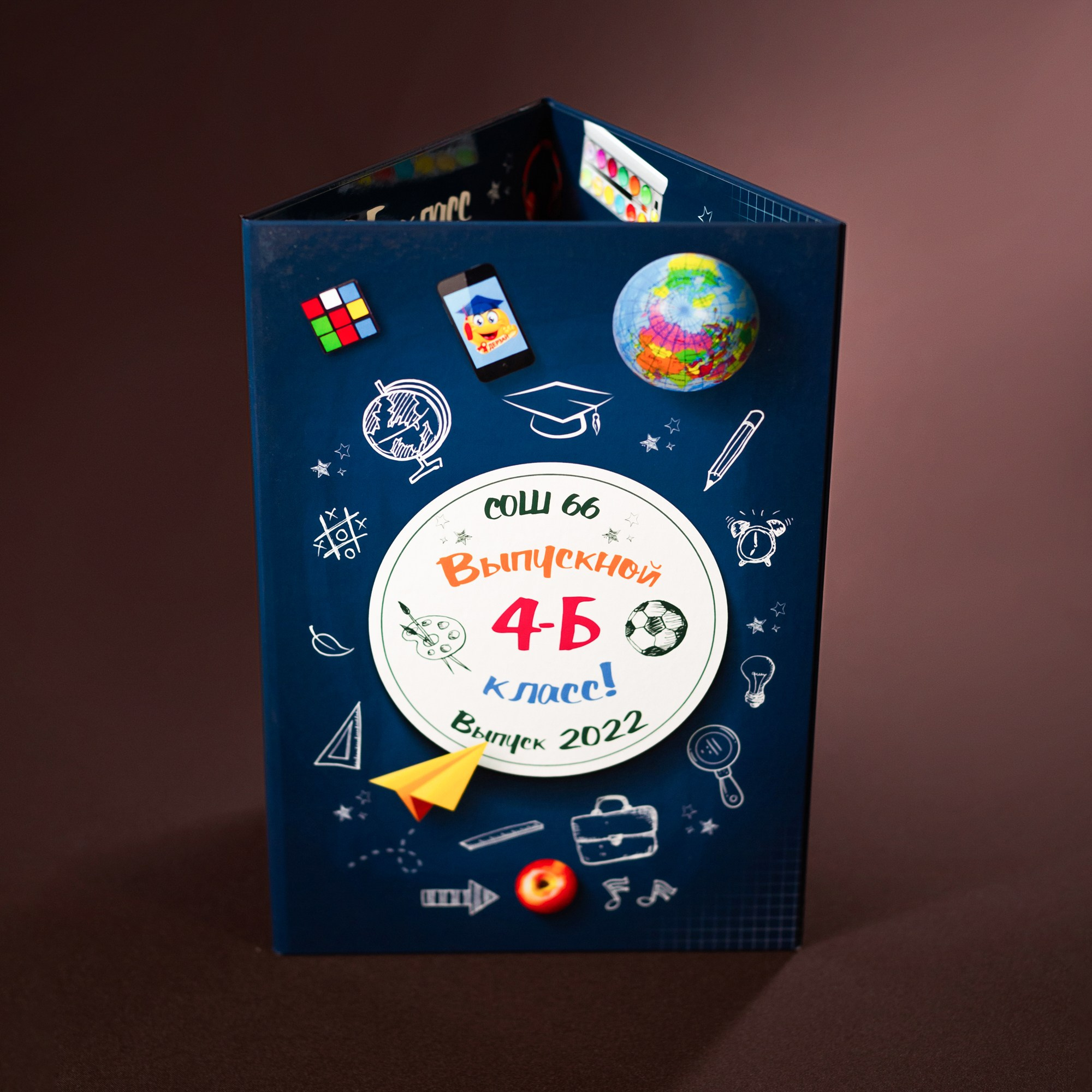 Выпускные альбомы со скидкой!. Выпускные альбомы в Москве и в Астрахани