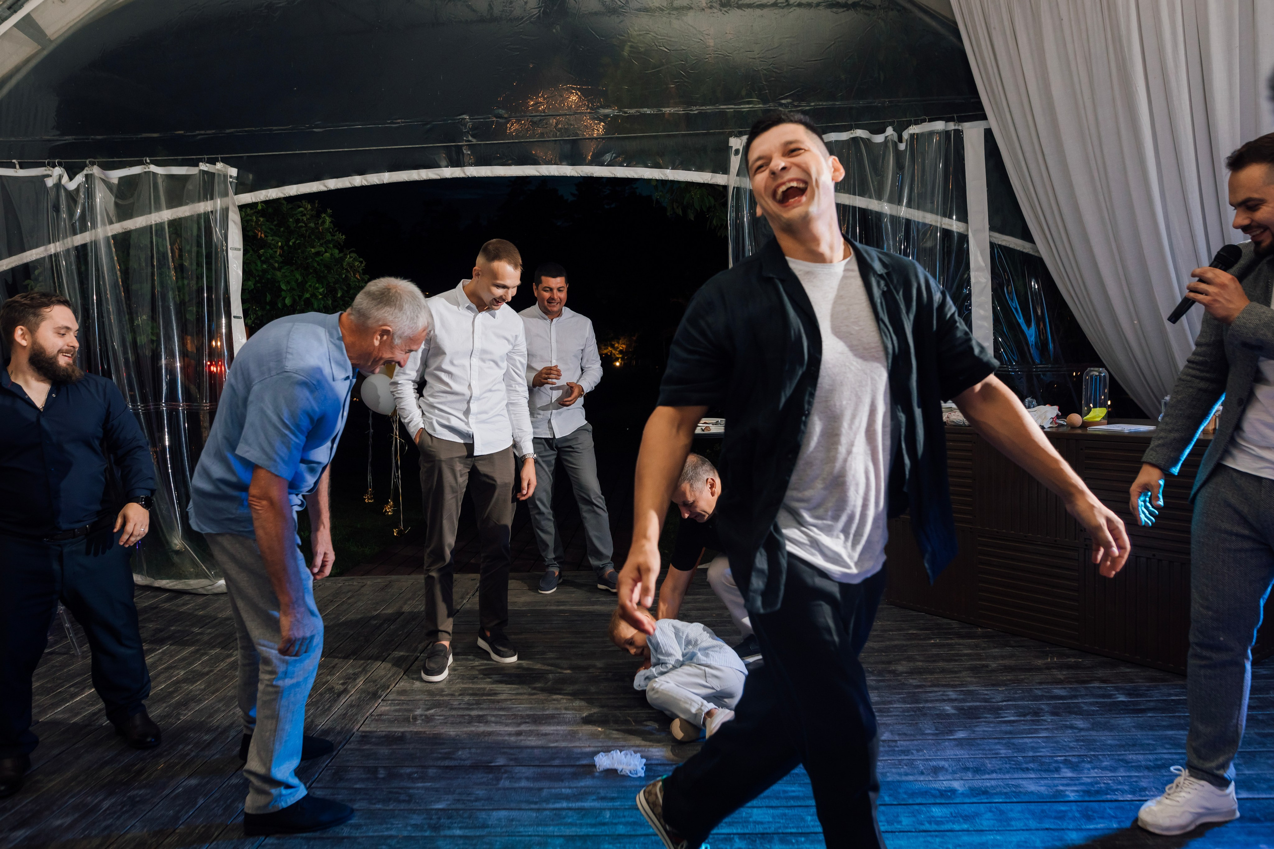 Ольга и Сергей. Свадьба в шатре. Свадебный и семейный фотограф в Москве Евгения Лисина