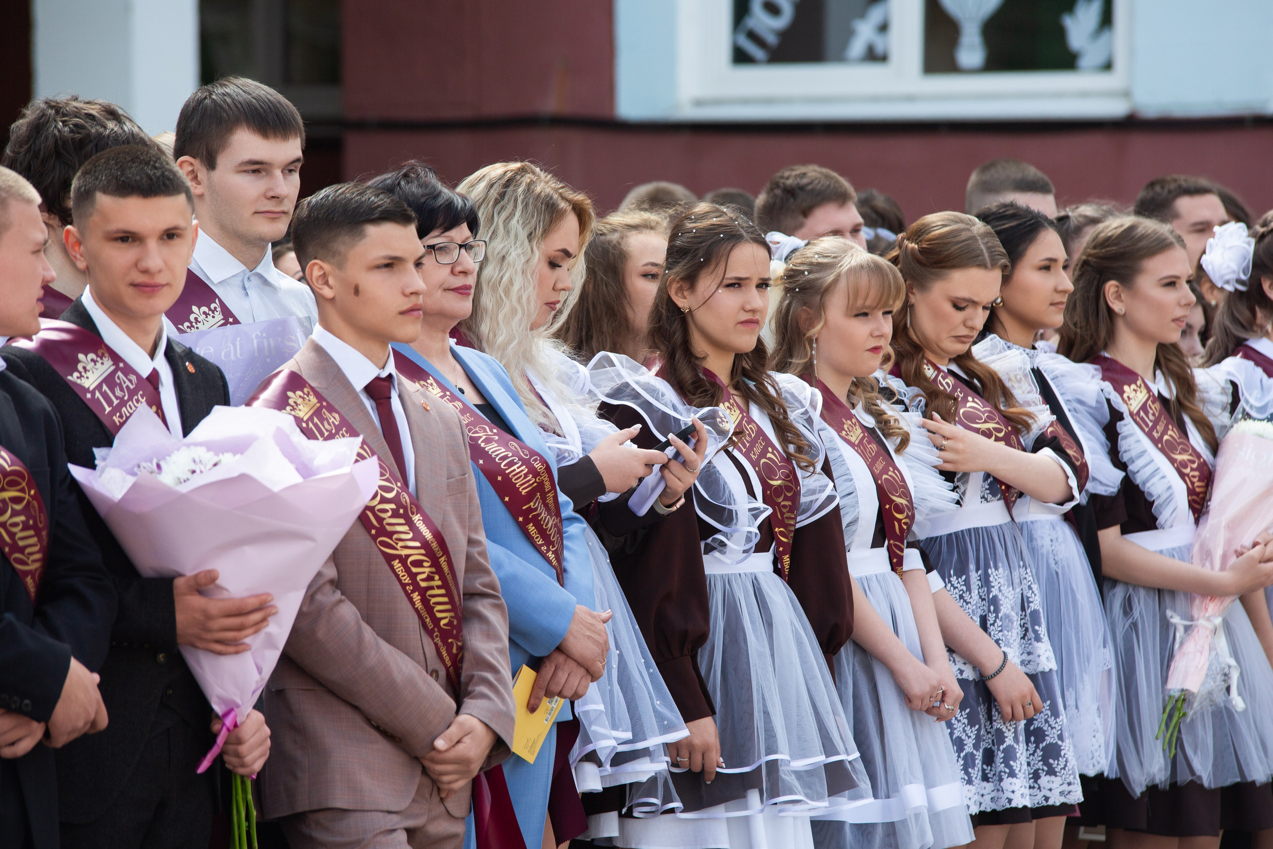 ПОСЛЕДНИЙ ЗВОНОК 2025 9 ШКОЛА Г. МЦЕНСК. Профессиональный фотограф в Мценске и Орловской области