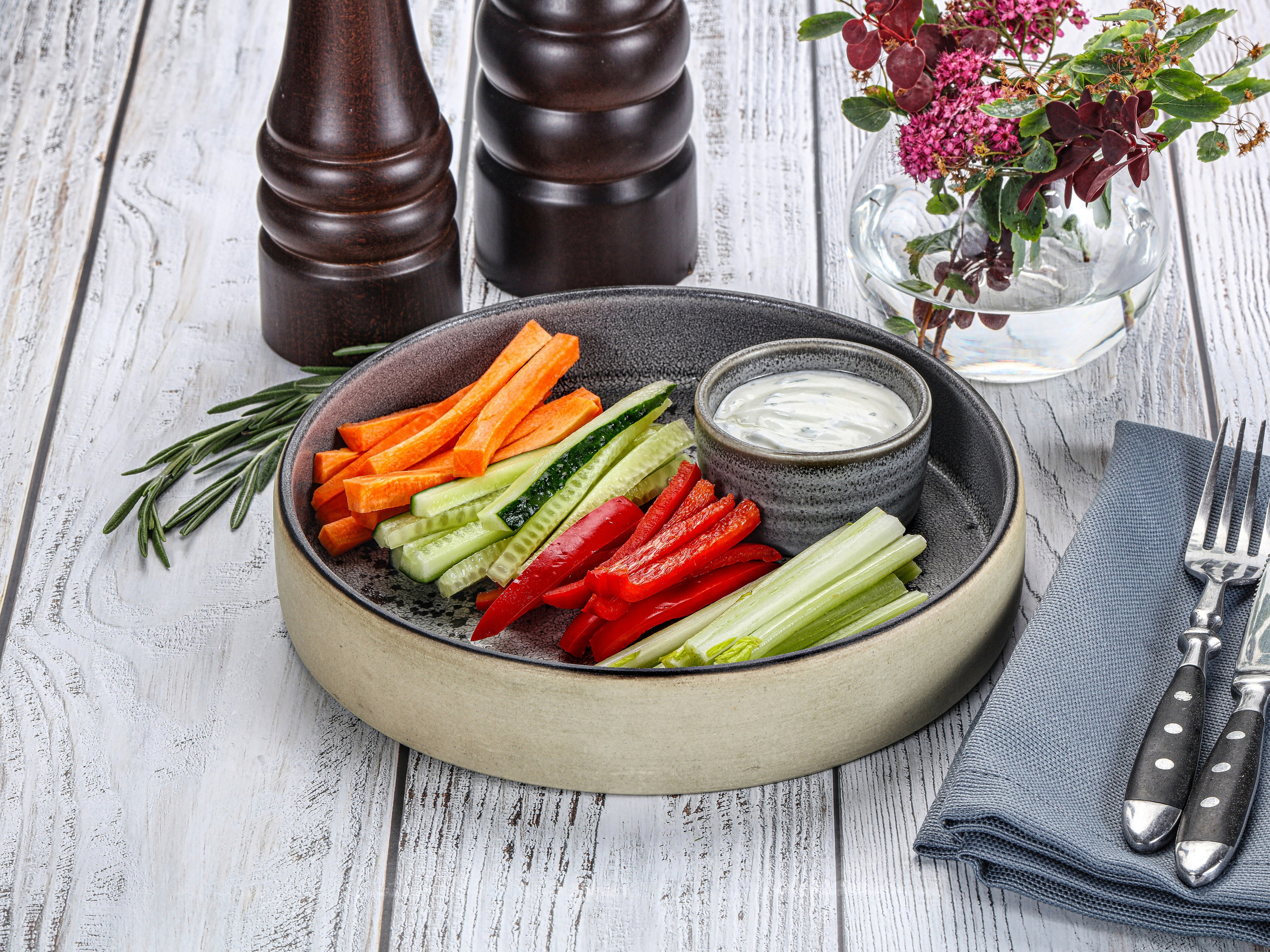 Фотосъемка блюд европейской кухни. Заказ по тел.: +7 (906) 006-90-22. Фуд-фотограф Андрей Старостин — съемка еды в Москве. 9000 руб. в час