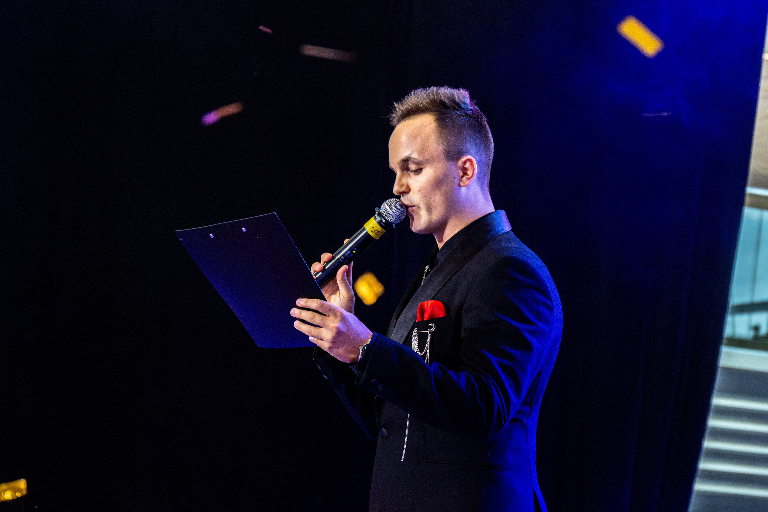 День Первокурсника ДВФУ 2025. Репортажный и портретный фотограф во Владивостоке Денис Седов