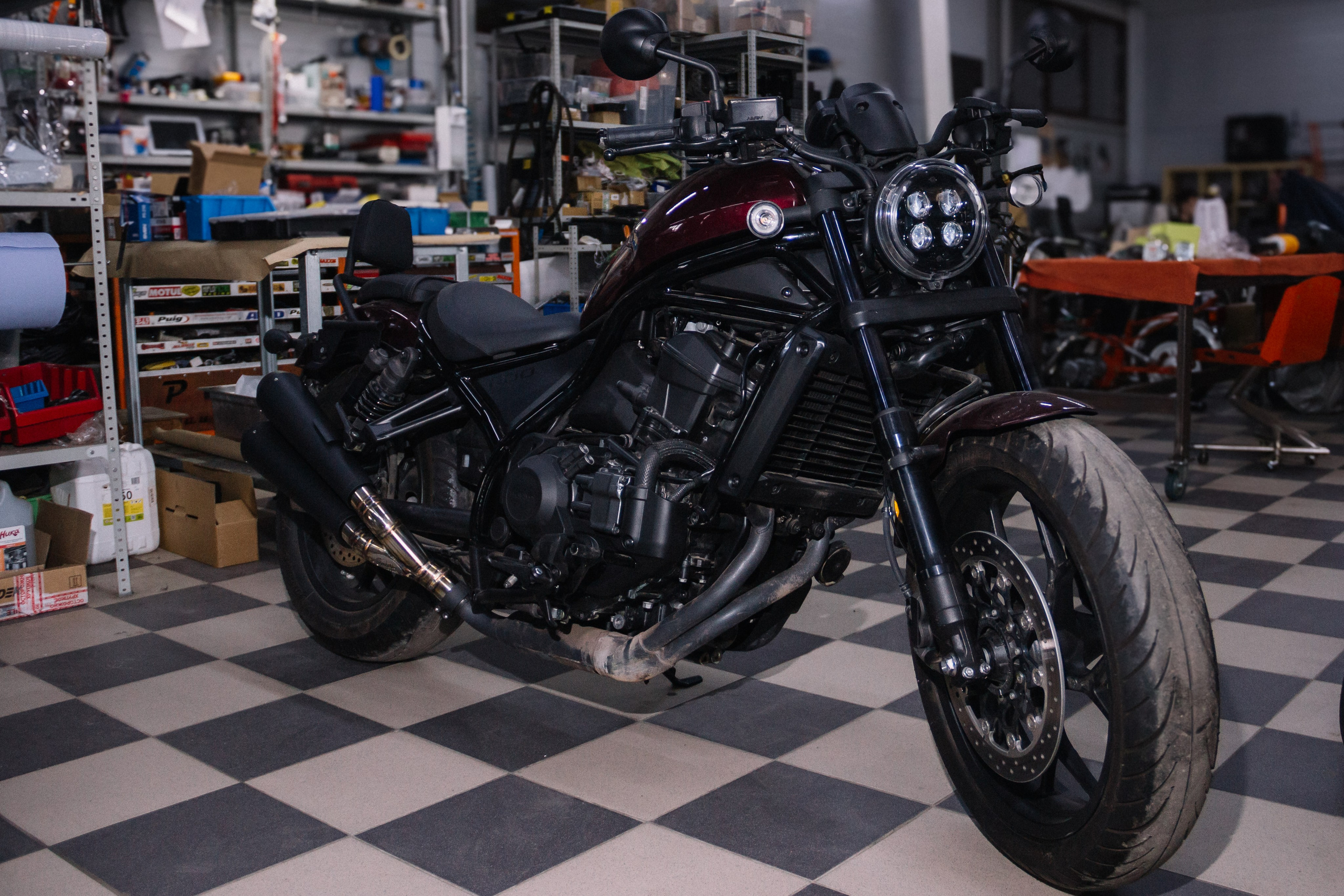 Honda CVX 1100. ......