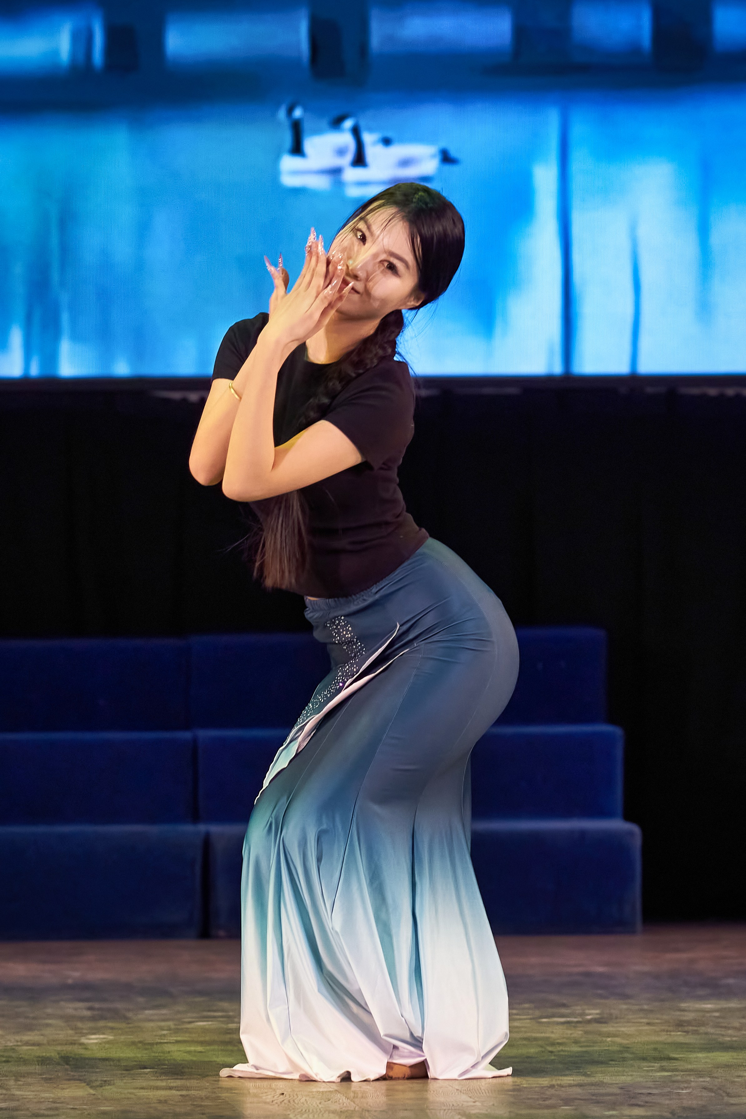 Лю Вэй. Китай. Танец встречи с весной