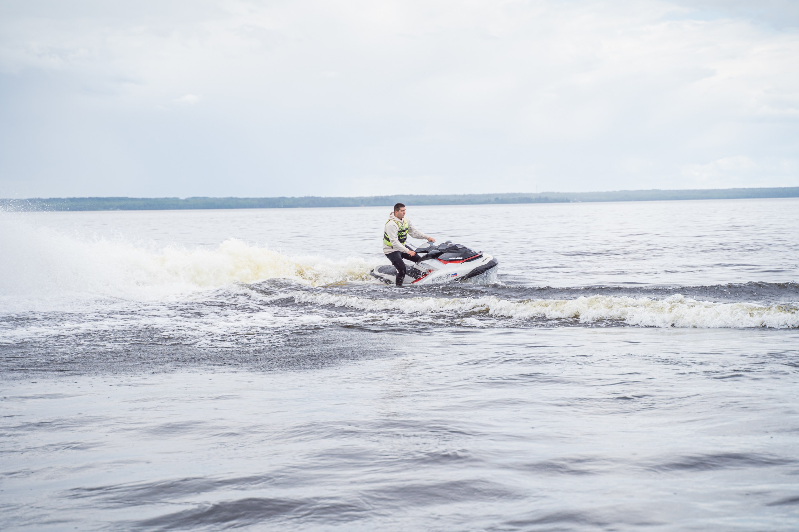 Гидровыезд в Коневский мужской монастырь. Свадебный, семейный, портретный, репортажный фотограф в Санкт-Петербурге