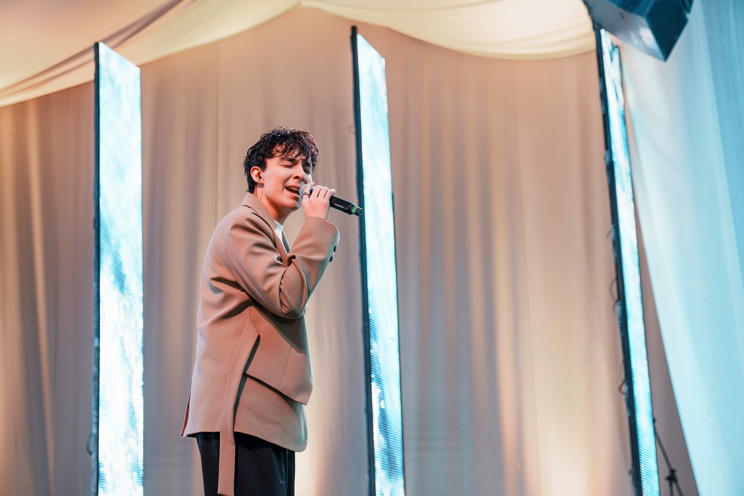 Презентация новой моделей JAC JS8. Фотограф TAULAN_1