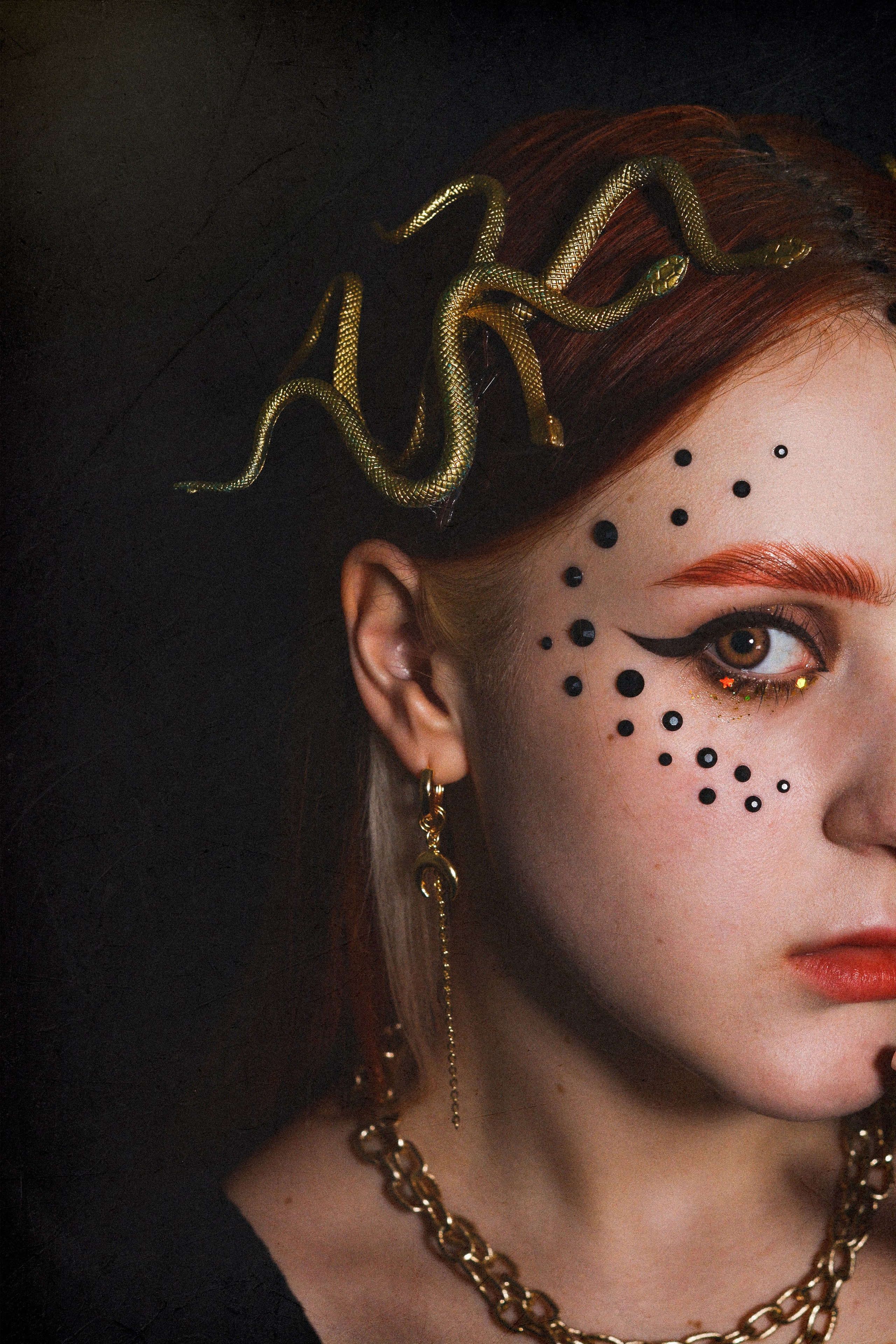 Snakes. Vcut studio| Фотограф Валерия Мустаева