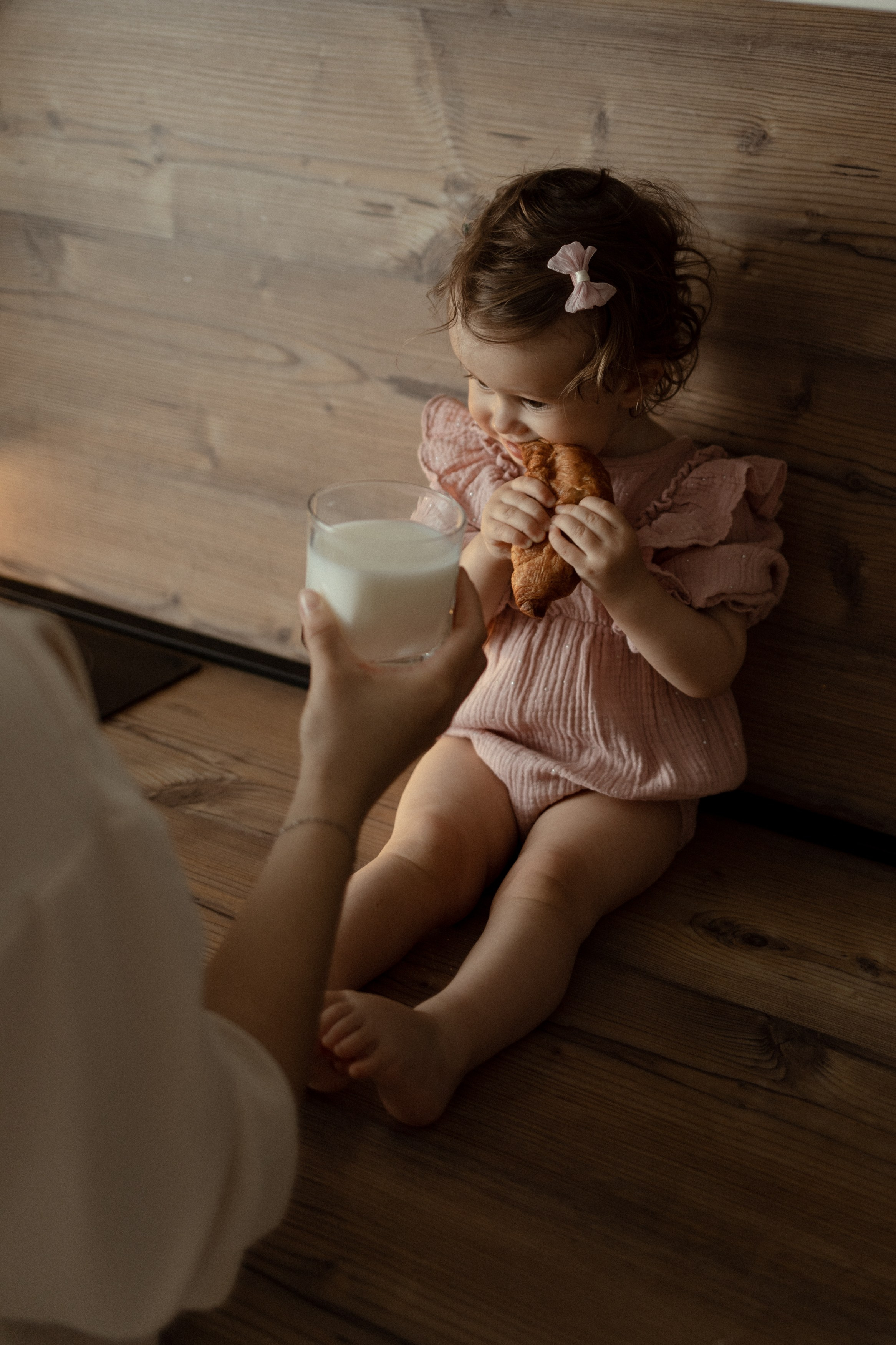 Домашняя фотосессия мама и дочка. Семейный фотограф Челябинск