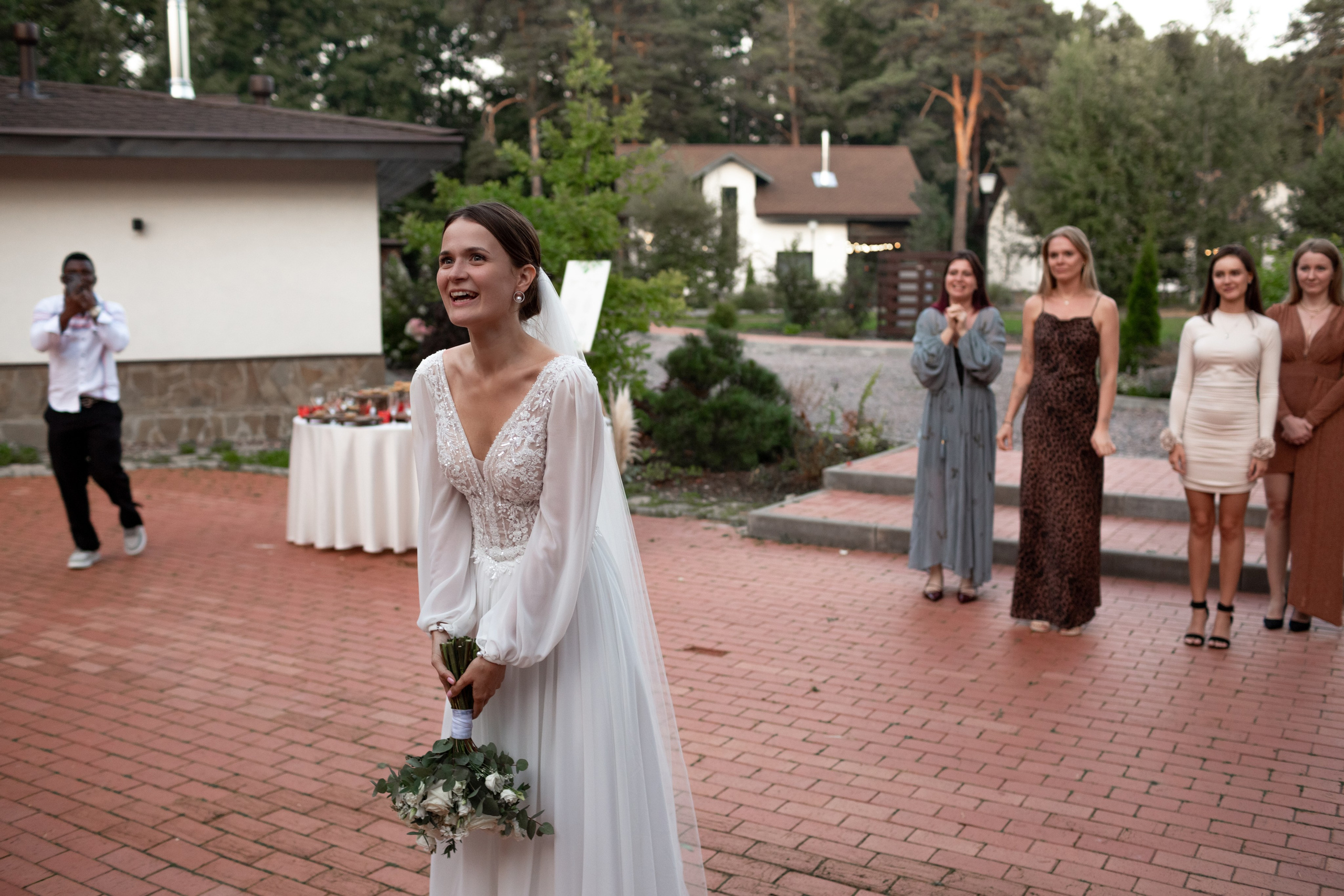 Свадебная фотопрогулка в Пушкине. Свадебный фотограф Кирилл Белый