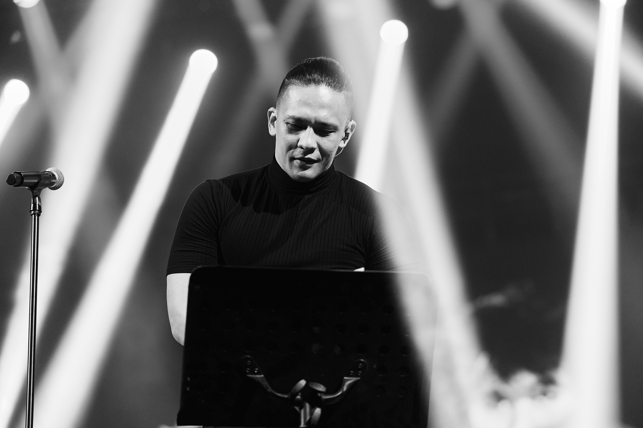 Симфо-Рок-Шоу в ДКЖД 05.06. Свадебный репортажный фотограф краснодар максим дремов дрёмов фотосессия студия цена