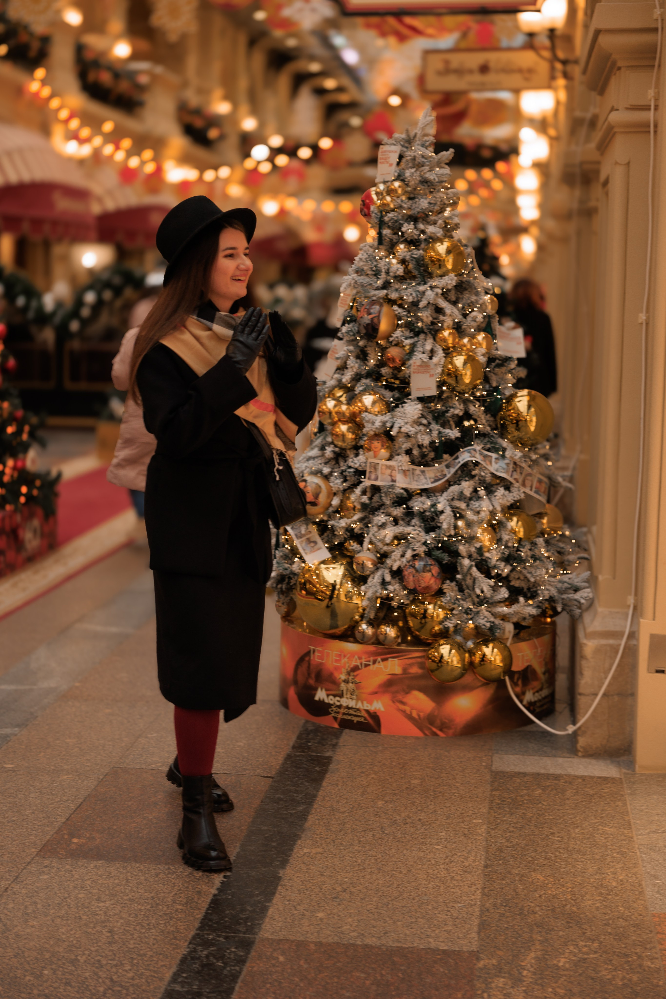 ДАША. Я фотограф из Москвы к Вашим услугам