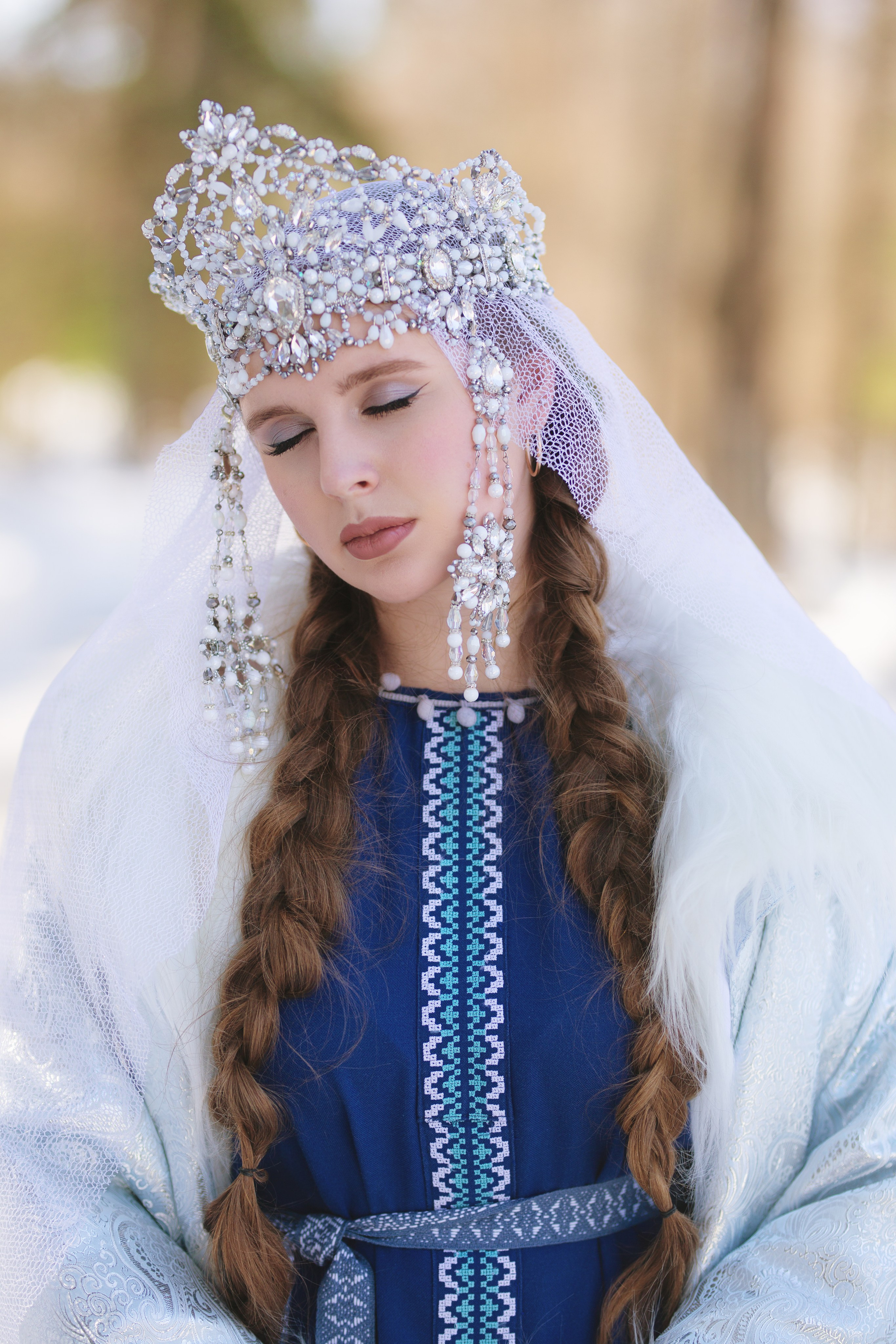 Прокат костюмов в русском стиле в Нижнем Новгороде. Русская и славянская одежда. Современна русская одежда