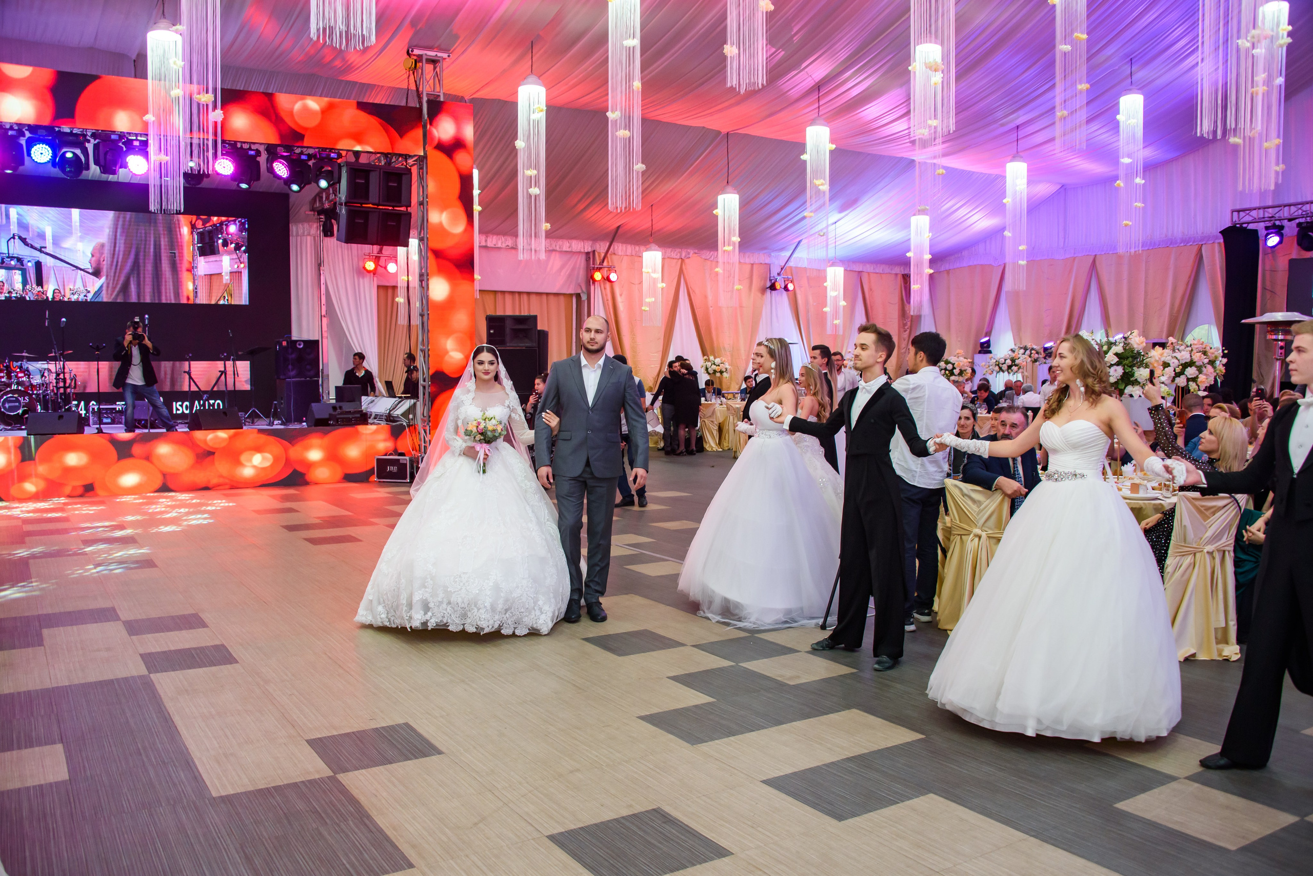 Свадьба. Фотосъёмка. Фотограф Сергей Авдеев-семейный и детский фотограф в Алматы